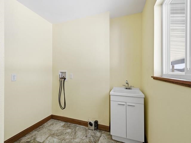 7623 County Road V Property Photo 12
