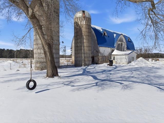 7623 County Road V Property Photo 43