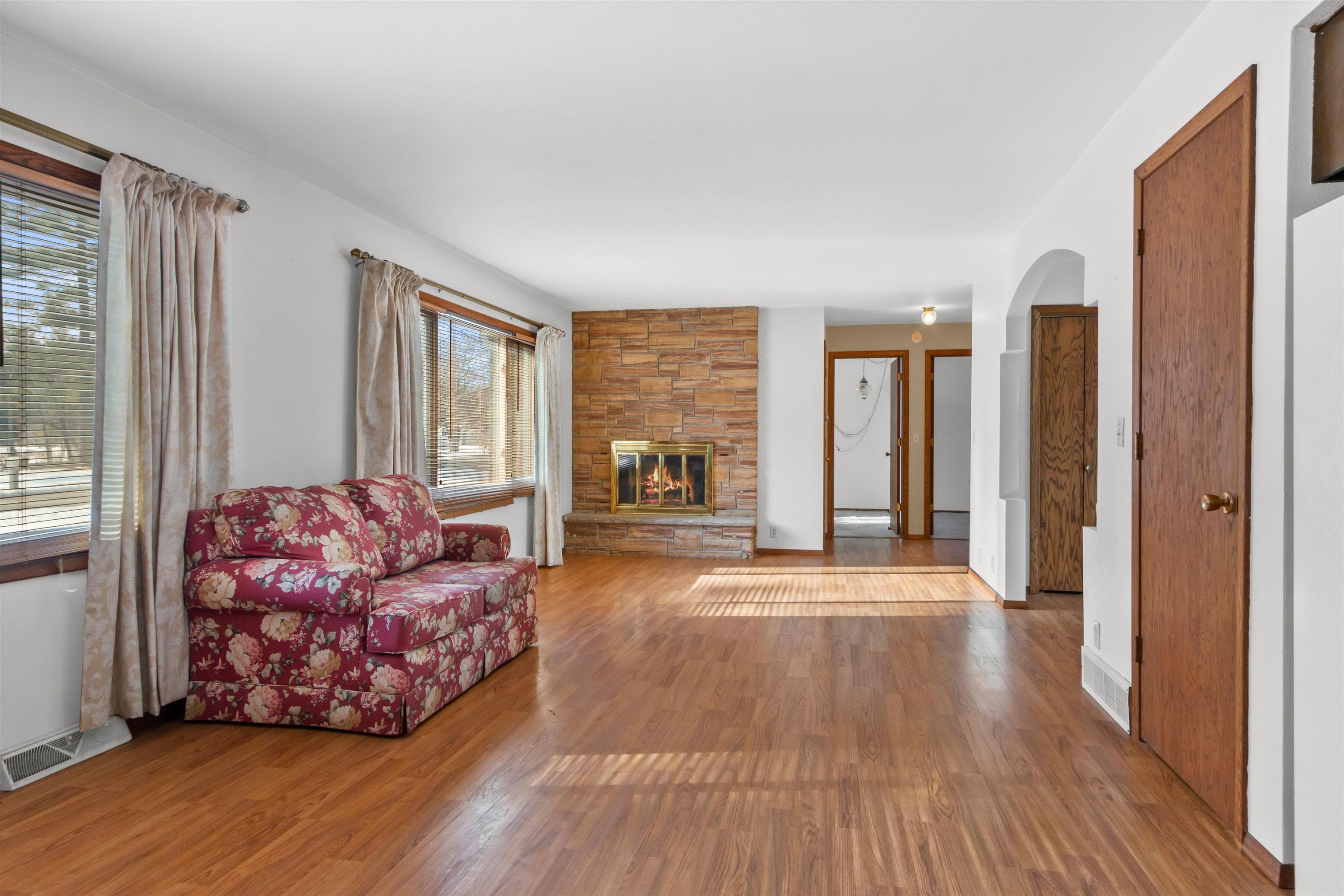 610 S Biron Drive Property Photo 3