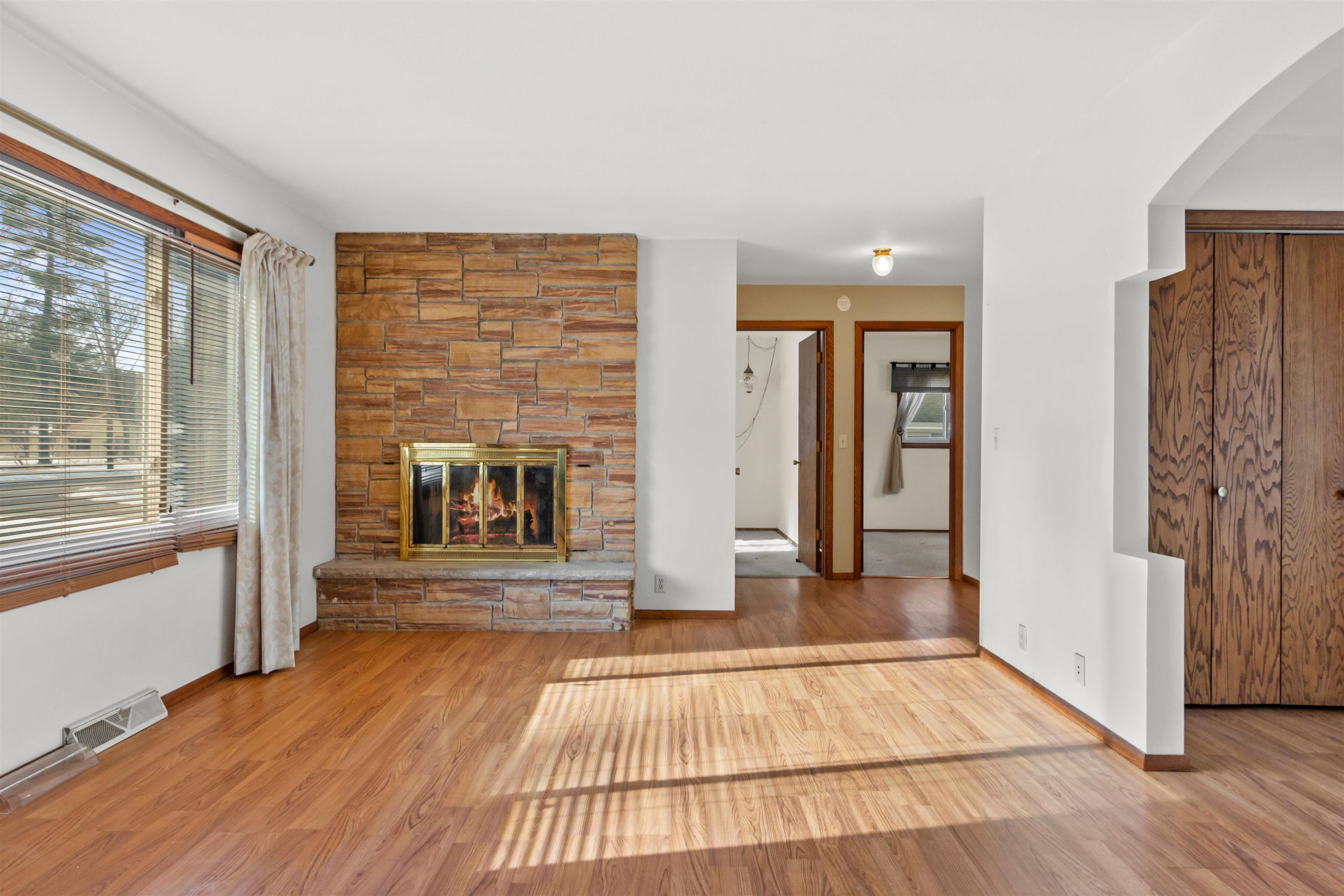 610 S Biron Drive Property Photo 5