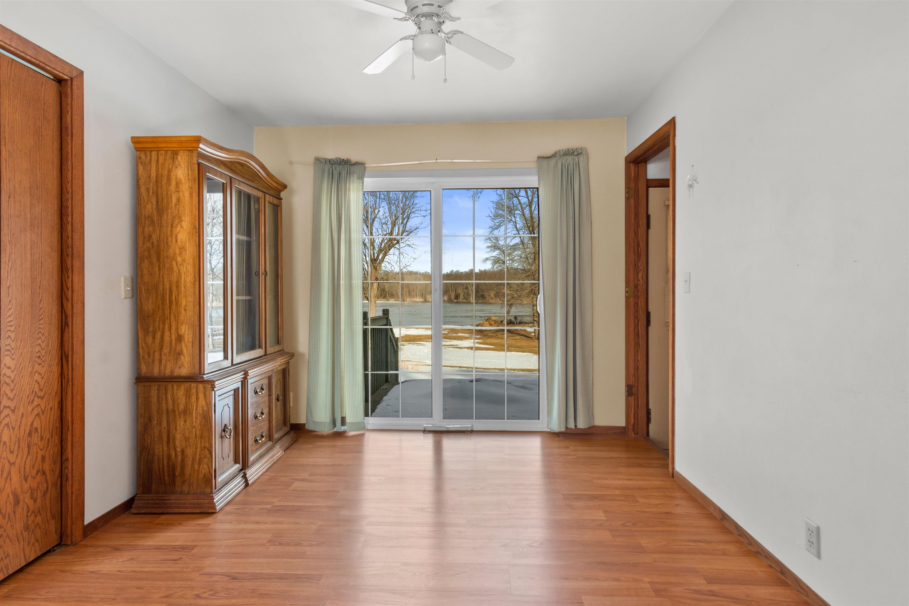610 S Biron Drive Property Photo 9