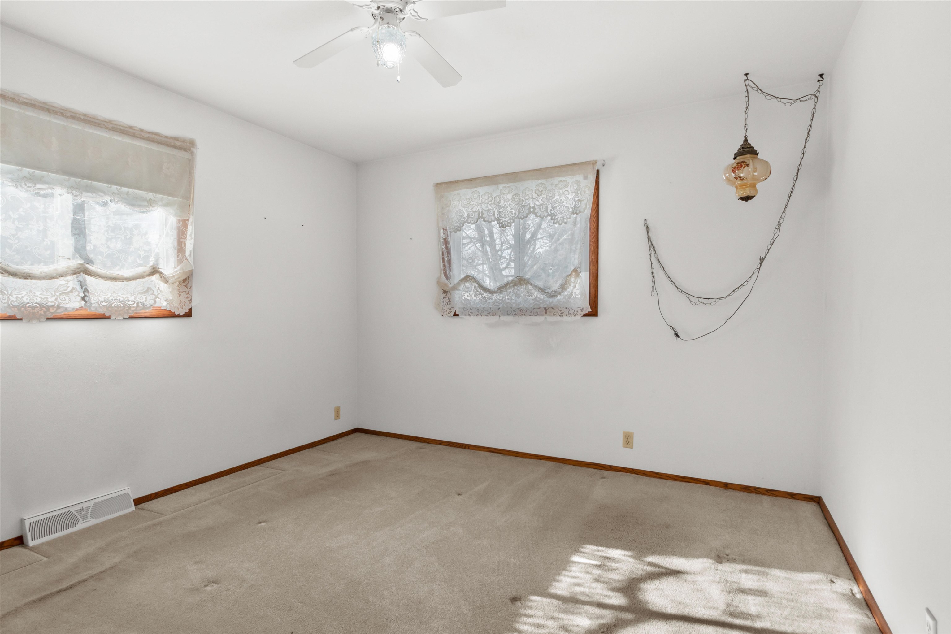 610 S Biron Drive Property Photo 12