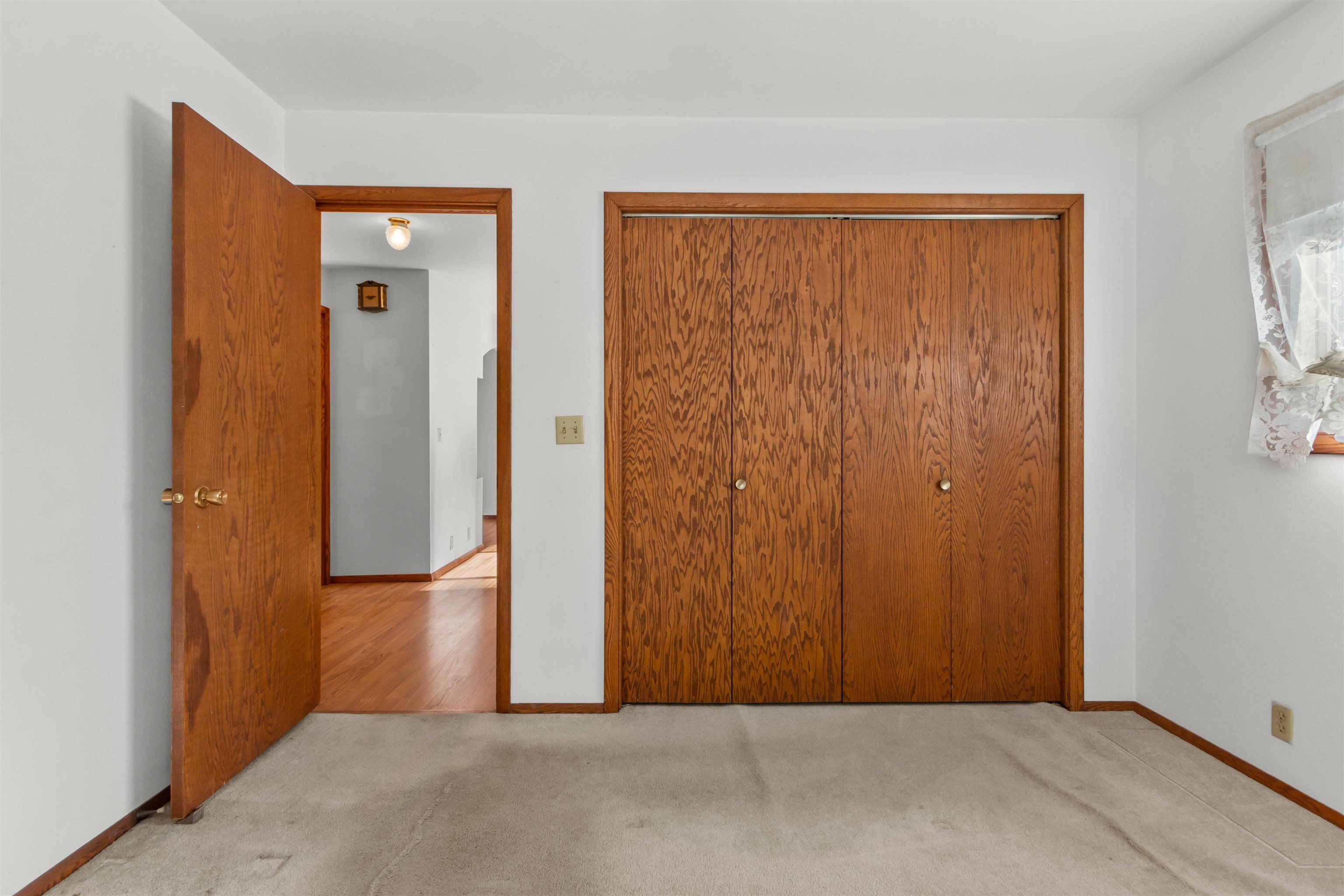 610 S Biron Drive Property Photo 13