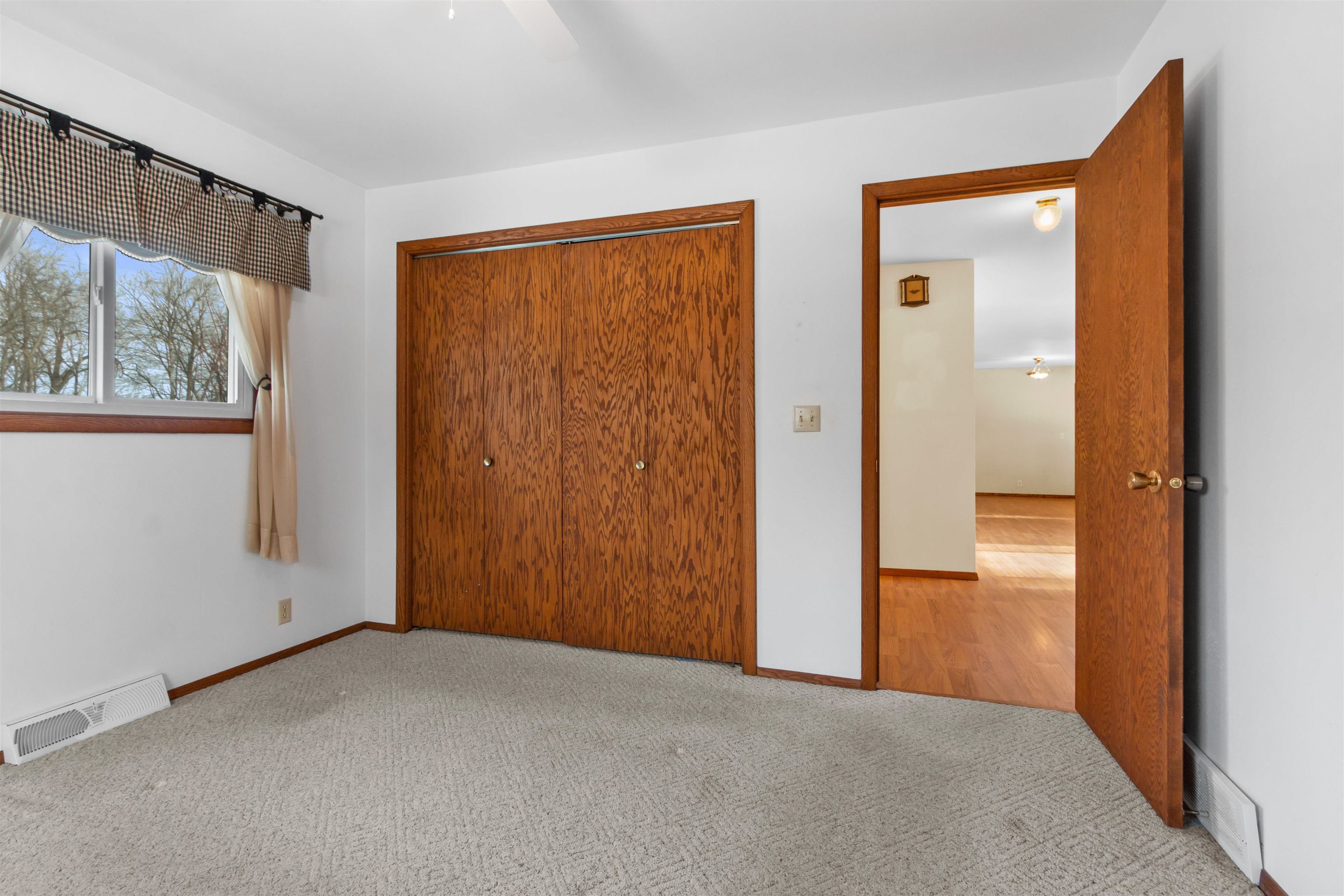 610 S Biron Drive Property Photo 16