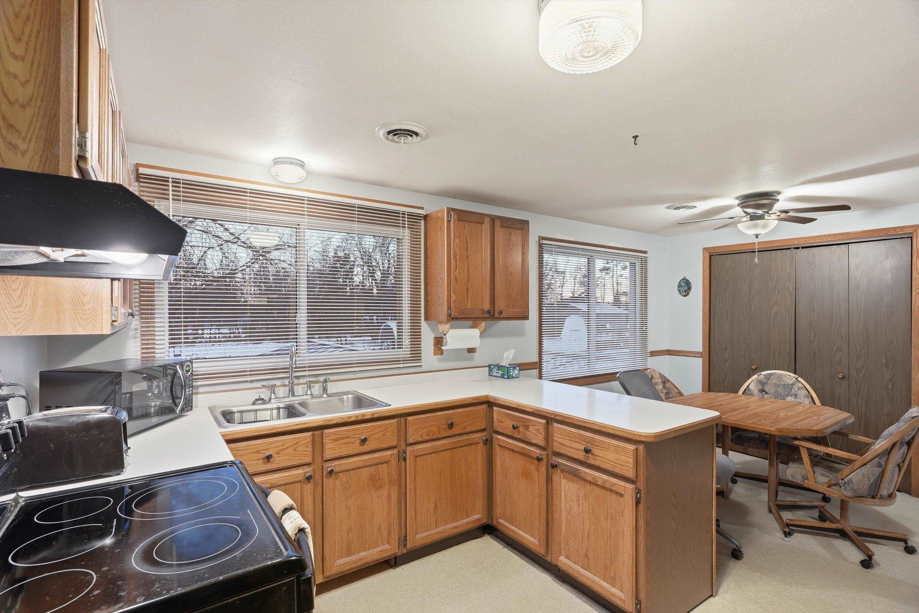 806-808 E Vilas Street Property Photo 6