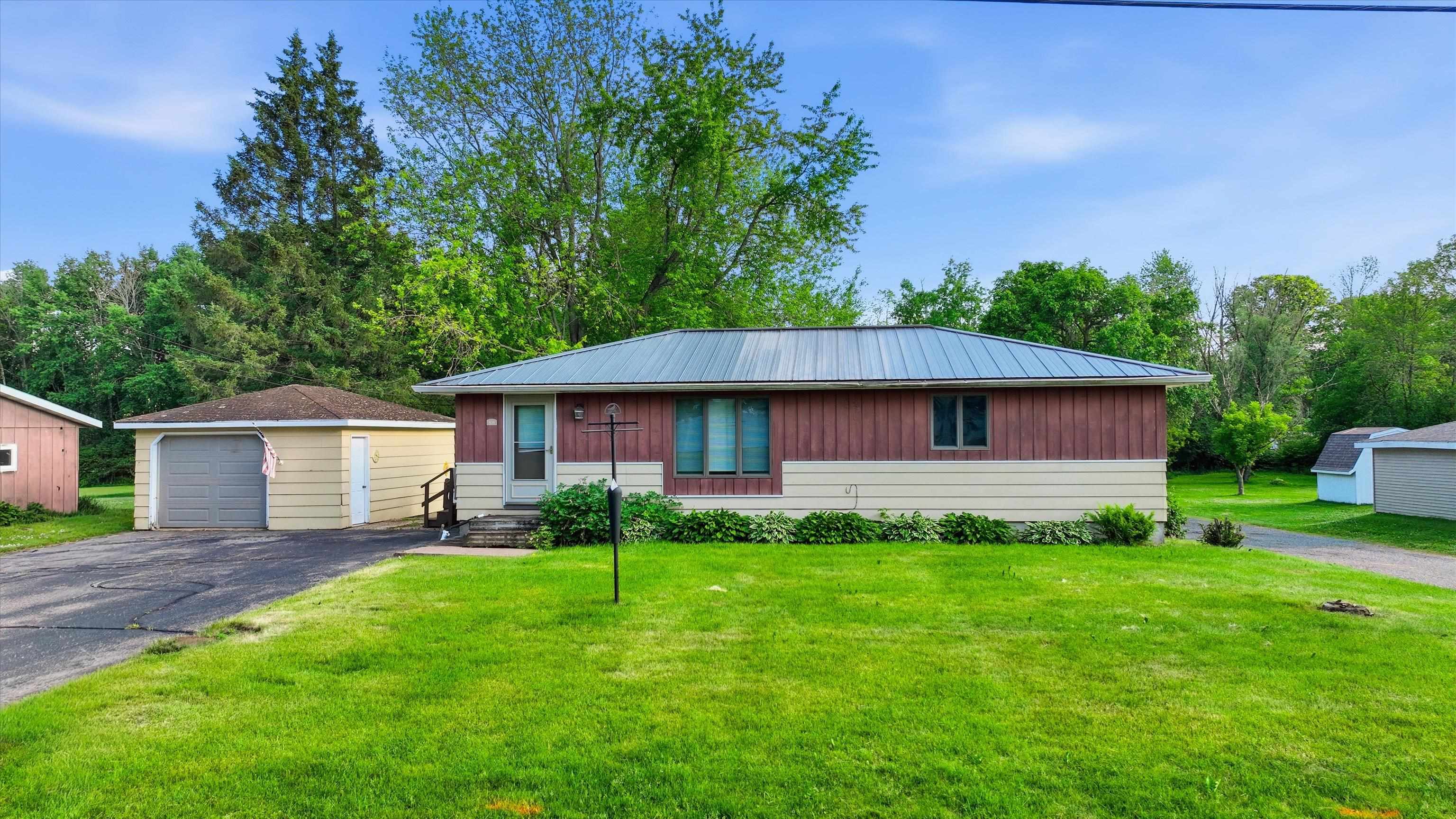806-808 E Vilas Street Property Photo 34