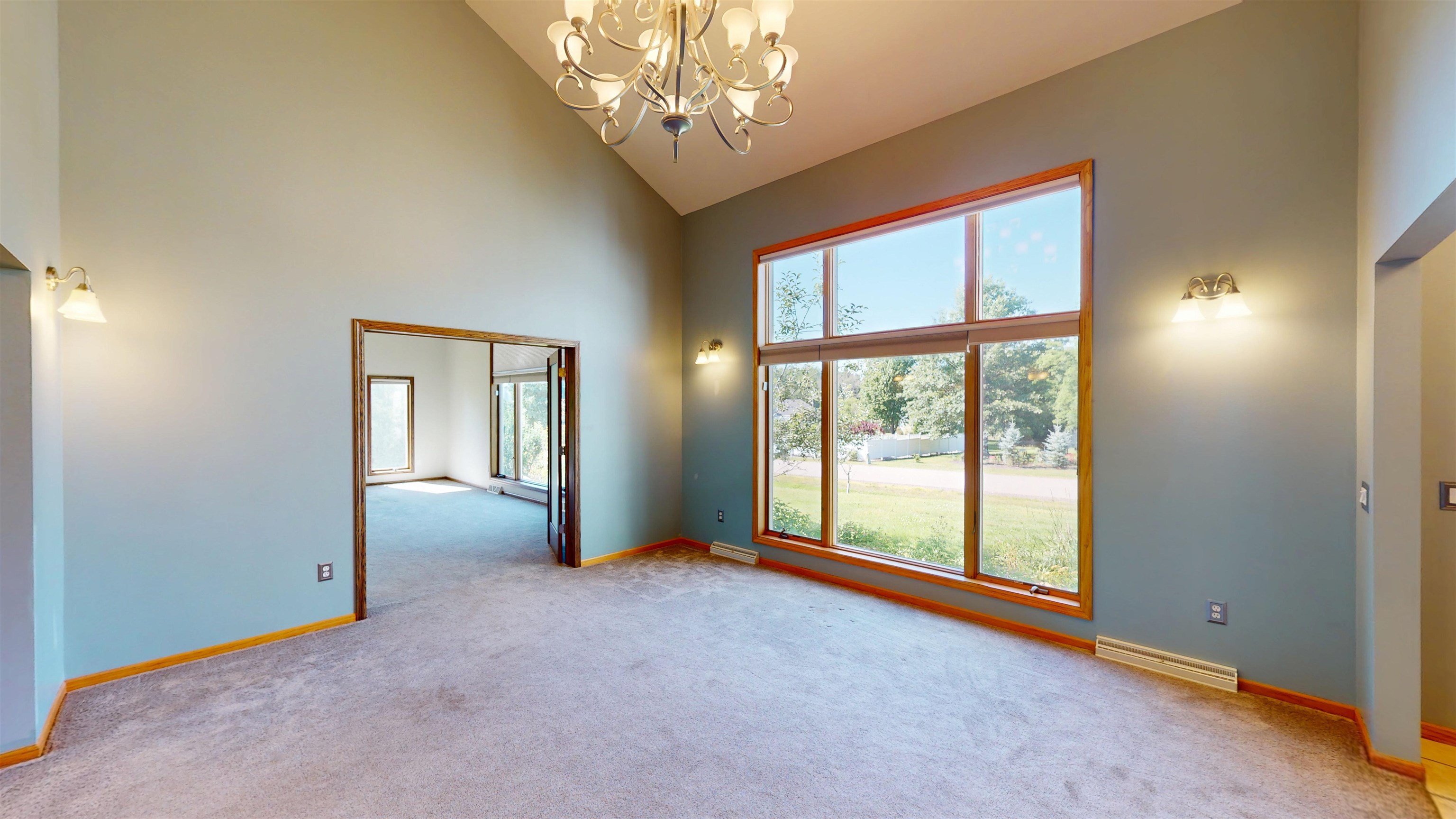 2112 W 3rd Street Property Photo 13