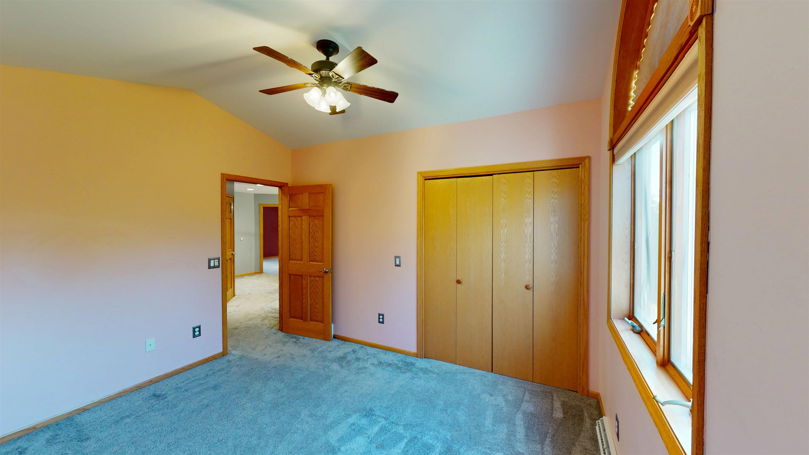 2112 W 3rd Street Property Photo 40