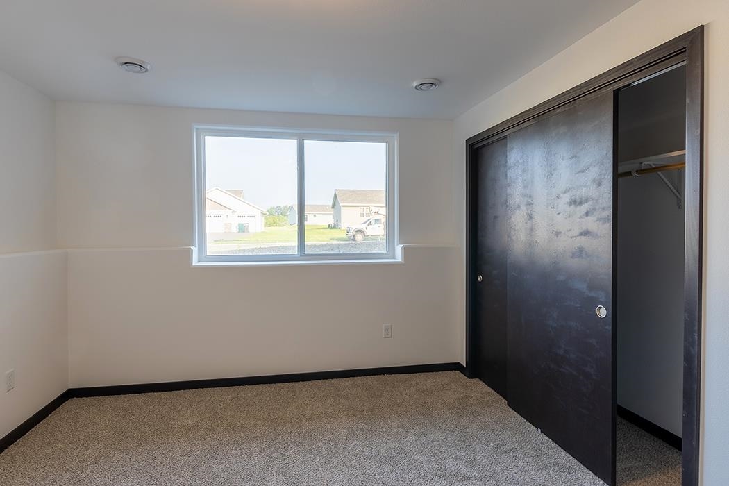 228 Leonard Street Property Photo 33