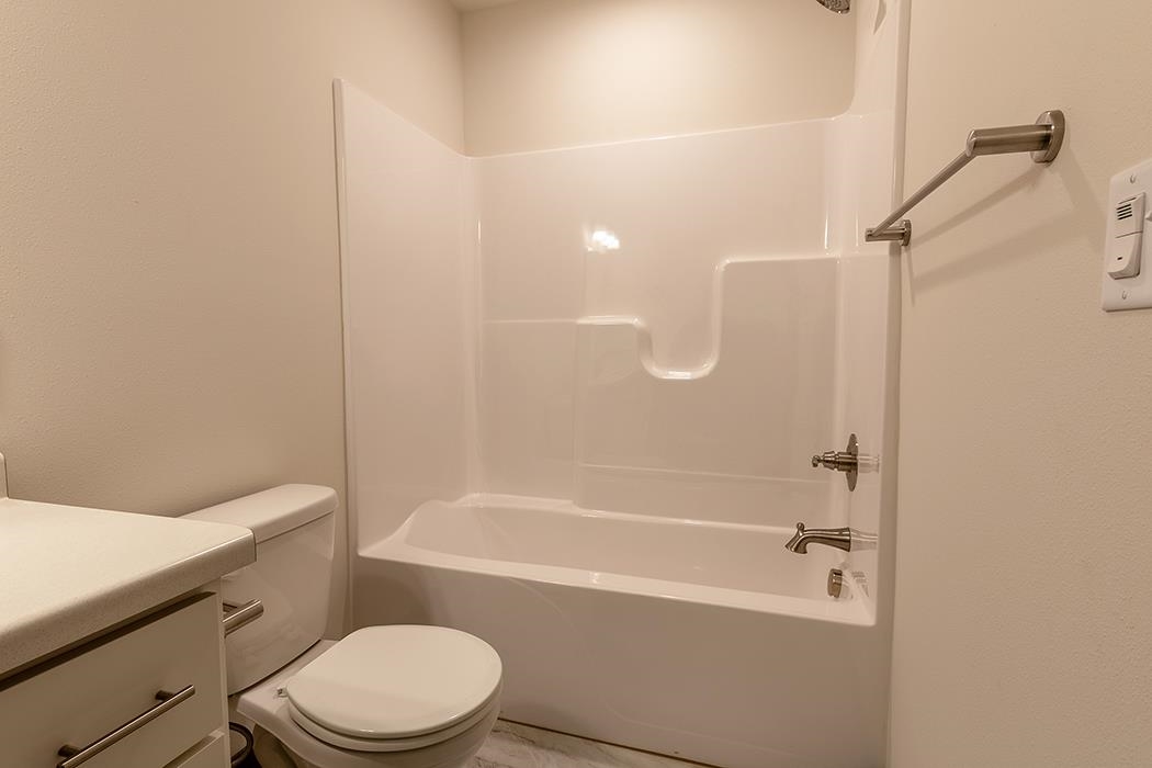 5508 Golla Road Property Photo 16