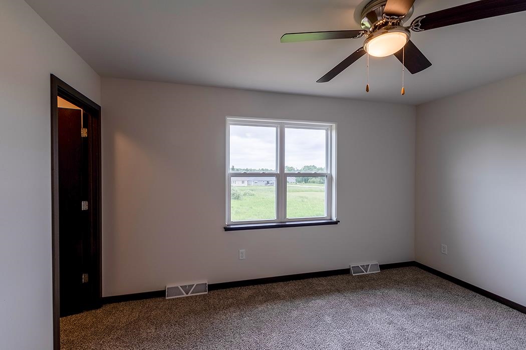 5508 Golla Road Property Photo 18