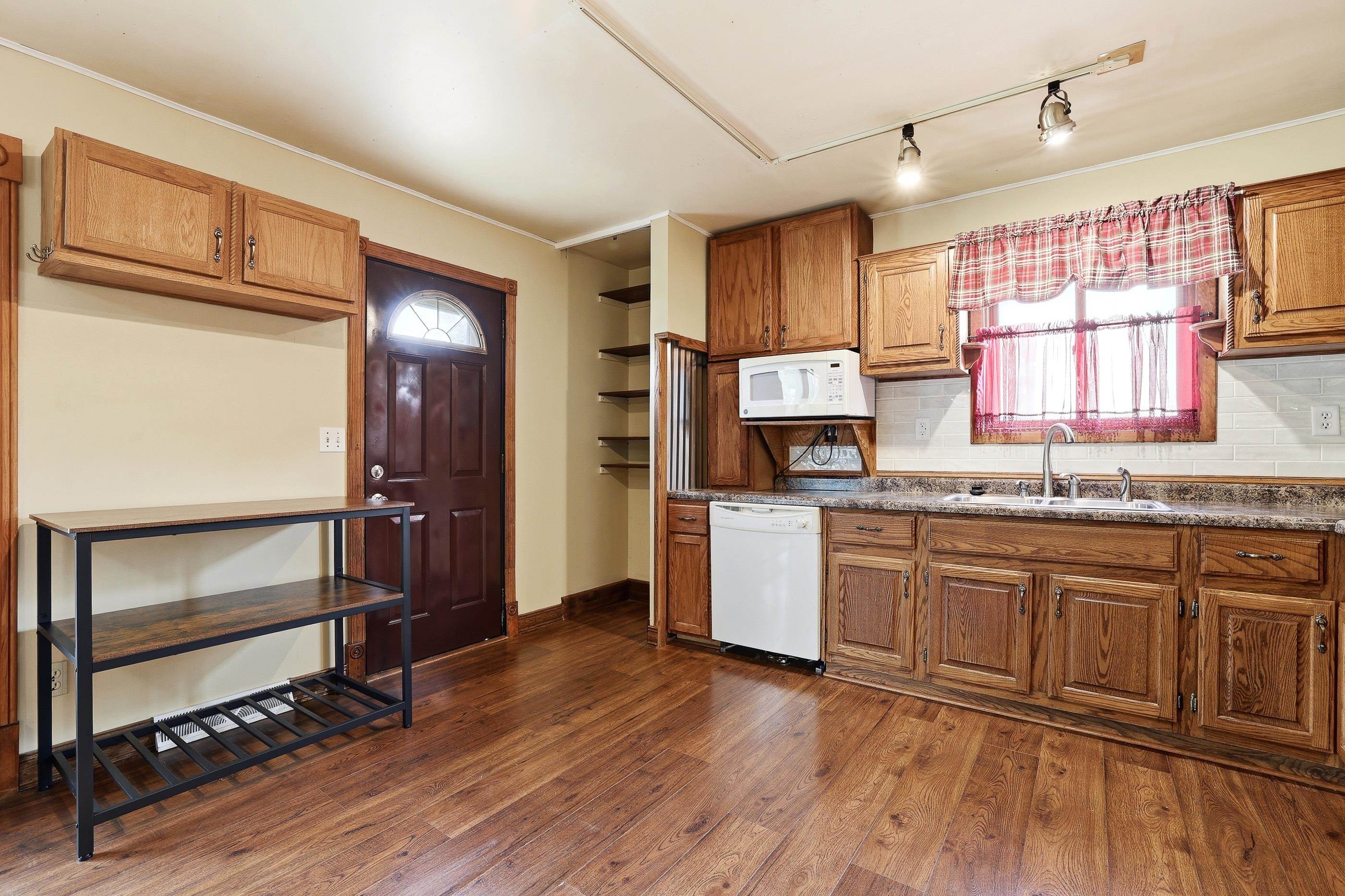 2924 Lindbergh Avenue Property Photo 8