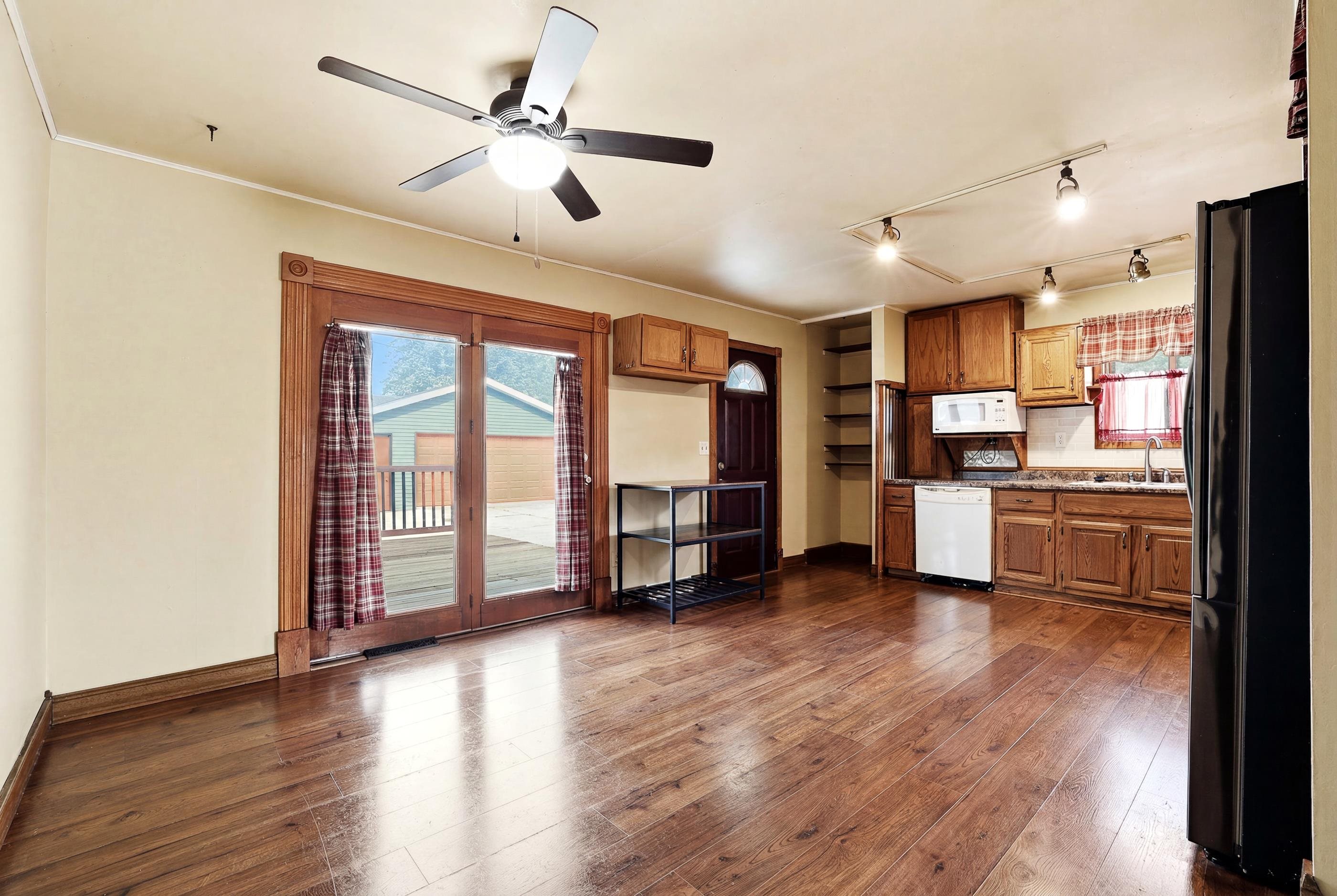 2924 Lindbergh Avenue Property Photo 10