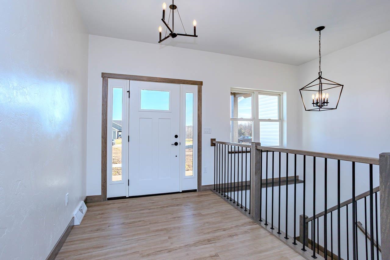 231768 N 104th Avenue Property Photo 10