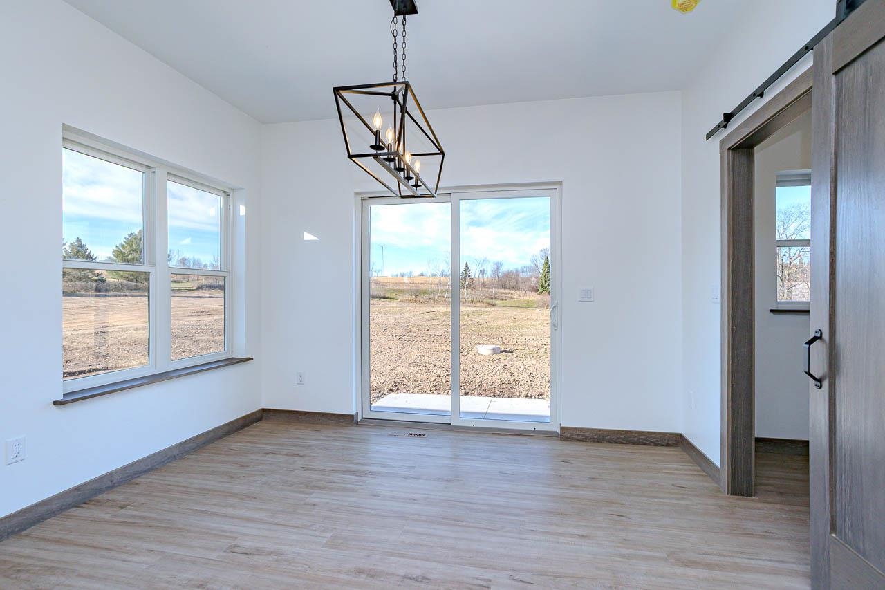 231768 N 104th Avenue Property Photo 25