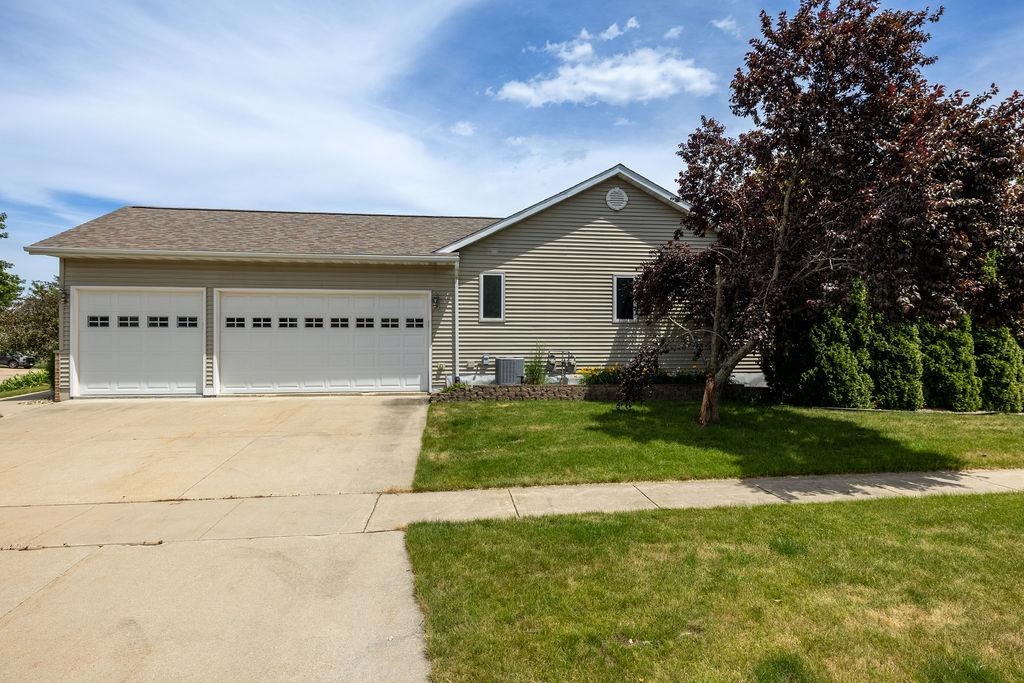 209 Morningside Drive Property Photo 2