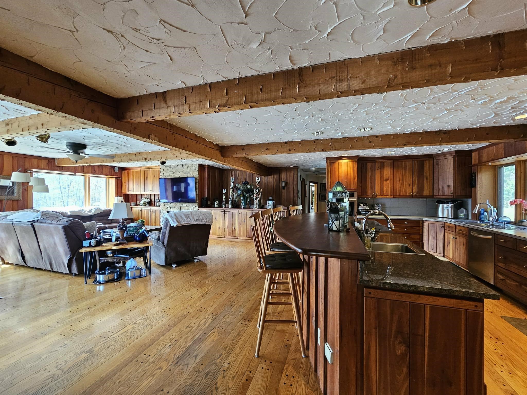 9893 Bluff Drive Property Photo 2
