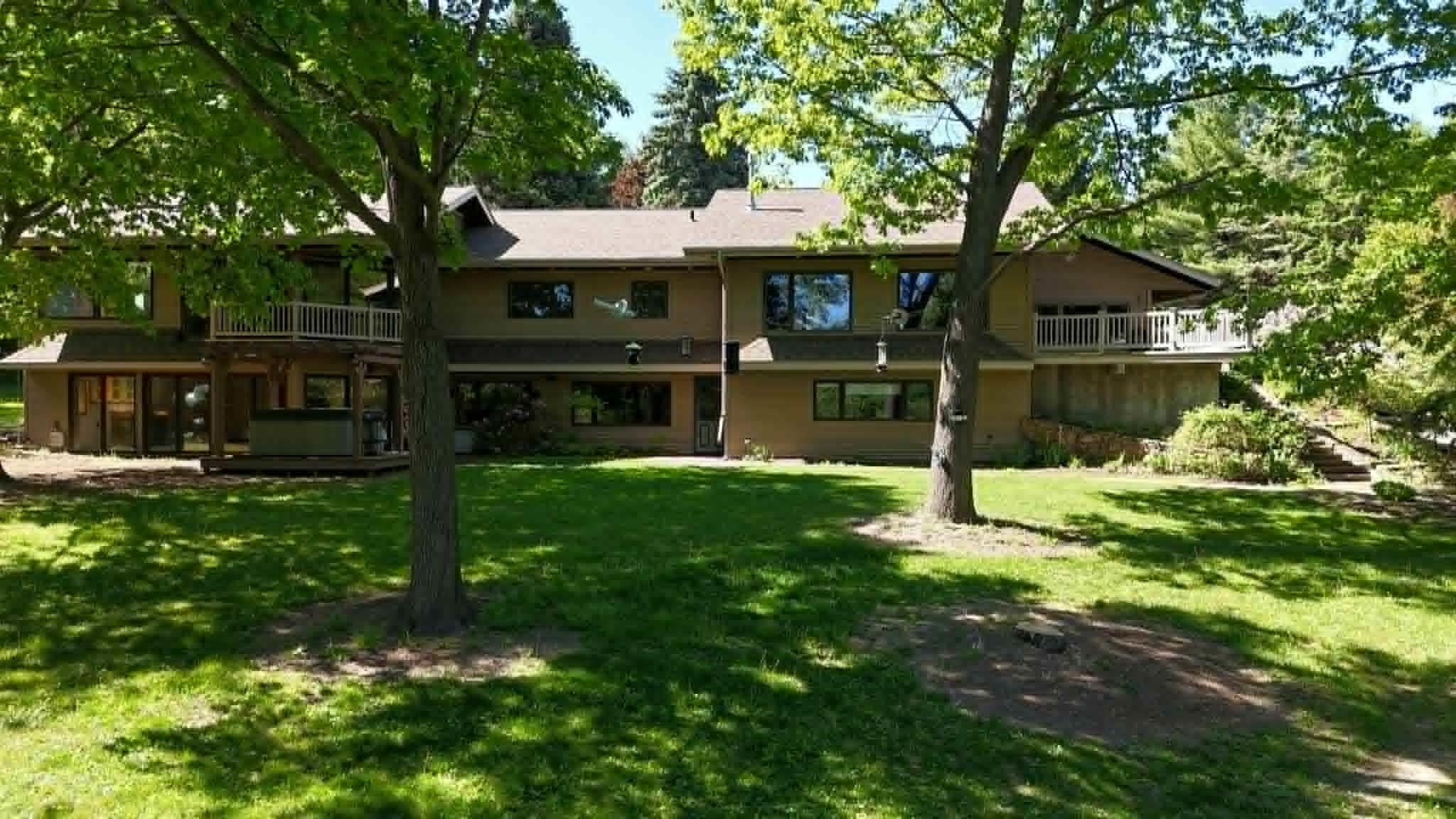 9893 Bluff Drive Property Photo 25
