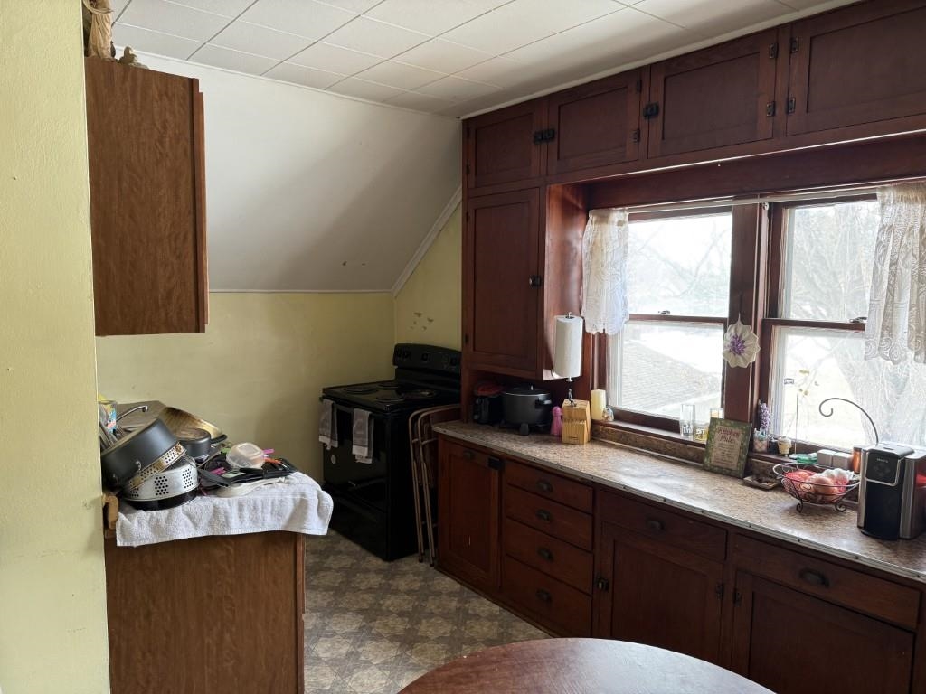 618 Deleglise Street Property Photo 8