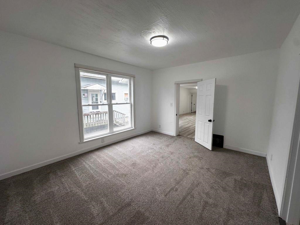 1016 4th Avenue Property Photo 16