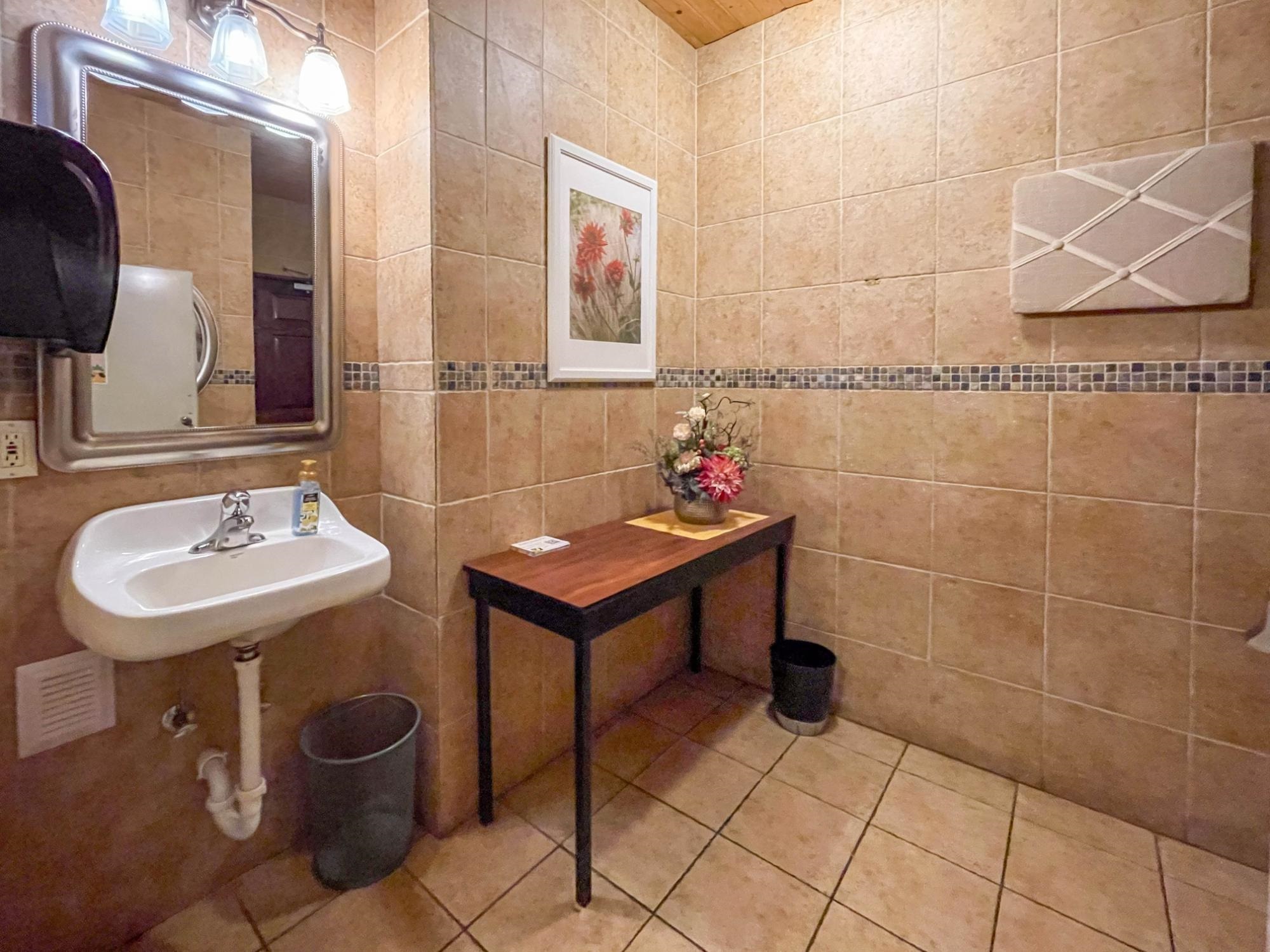 17 N Brown Street Property Photo 25
