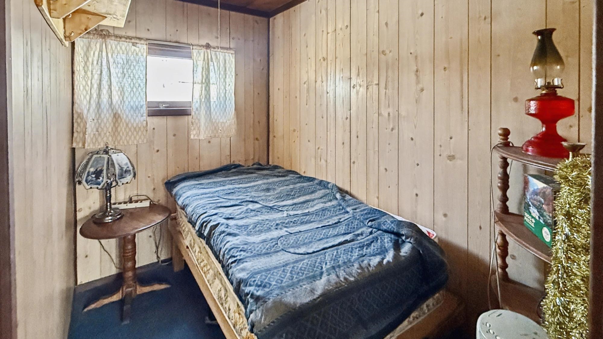 W1438 Country Squire Road Property Photo 8