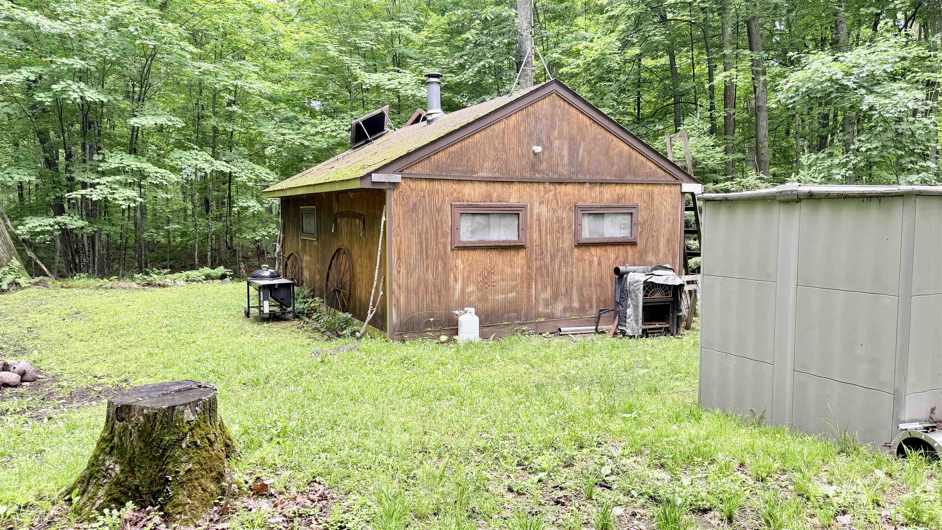 W1438 Country Squire Road Property Photo 16