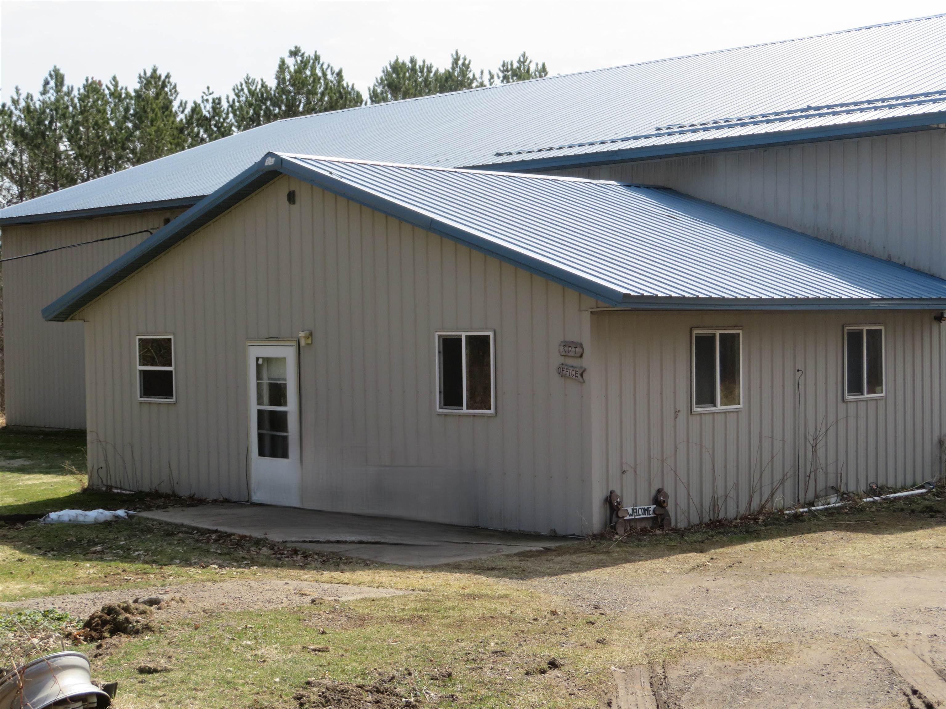 W9867 State Highway 64 West Property Photo 2