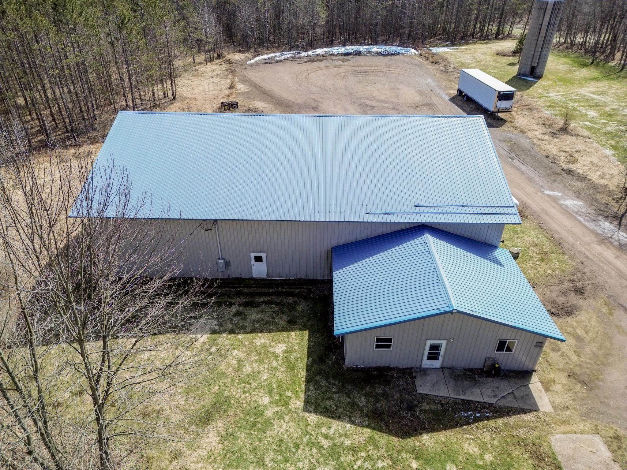 W9867 State Highway 64 West Property Photo 4
