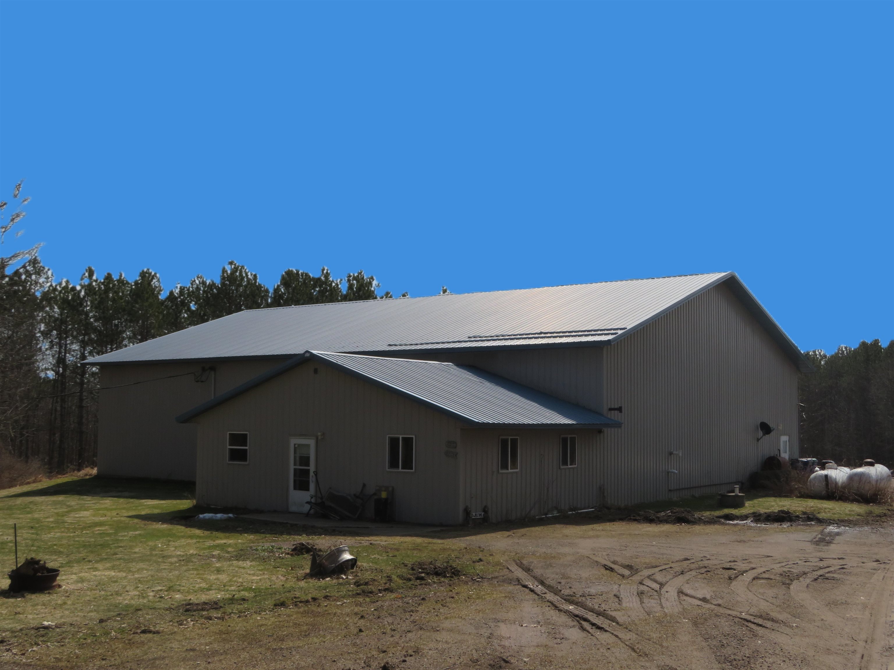 W9867 State Road 64 Property Photo 1