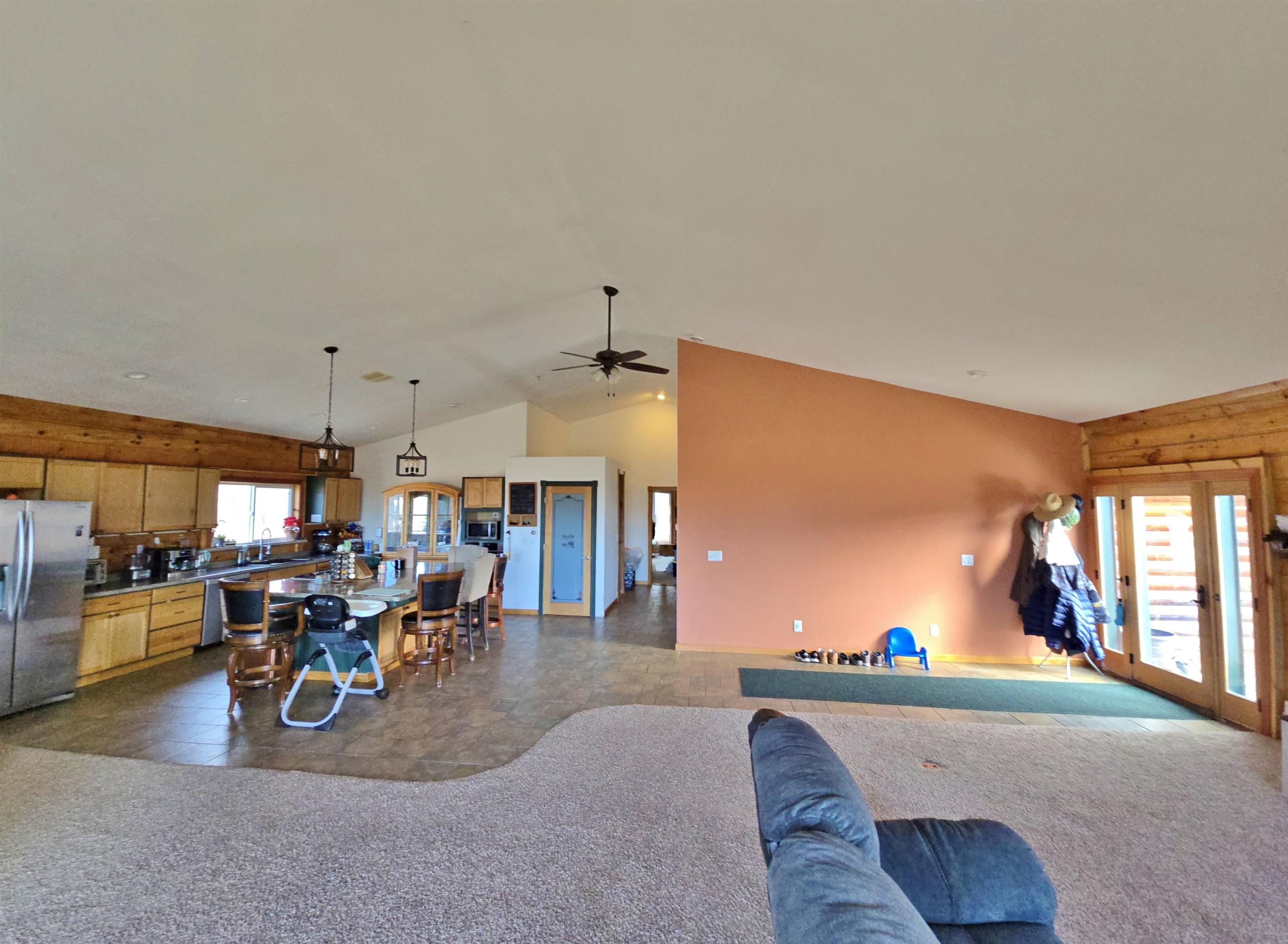 5404 Yetter Road Property Photo 2