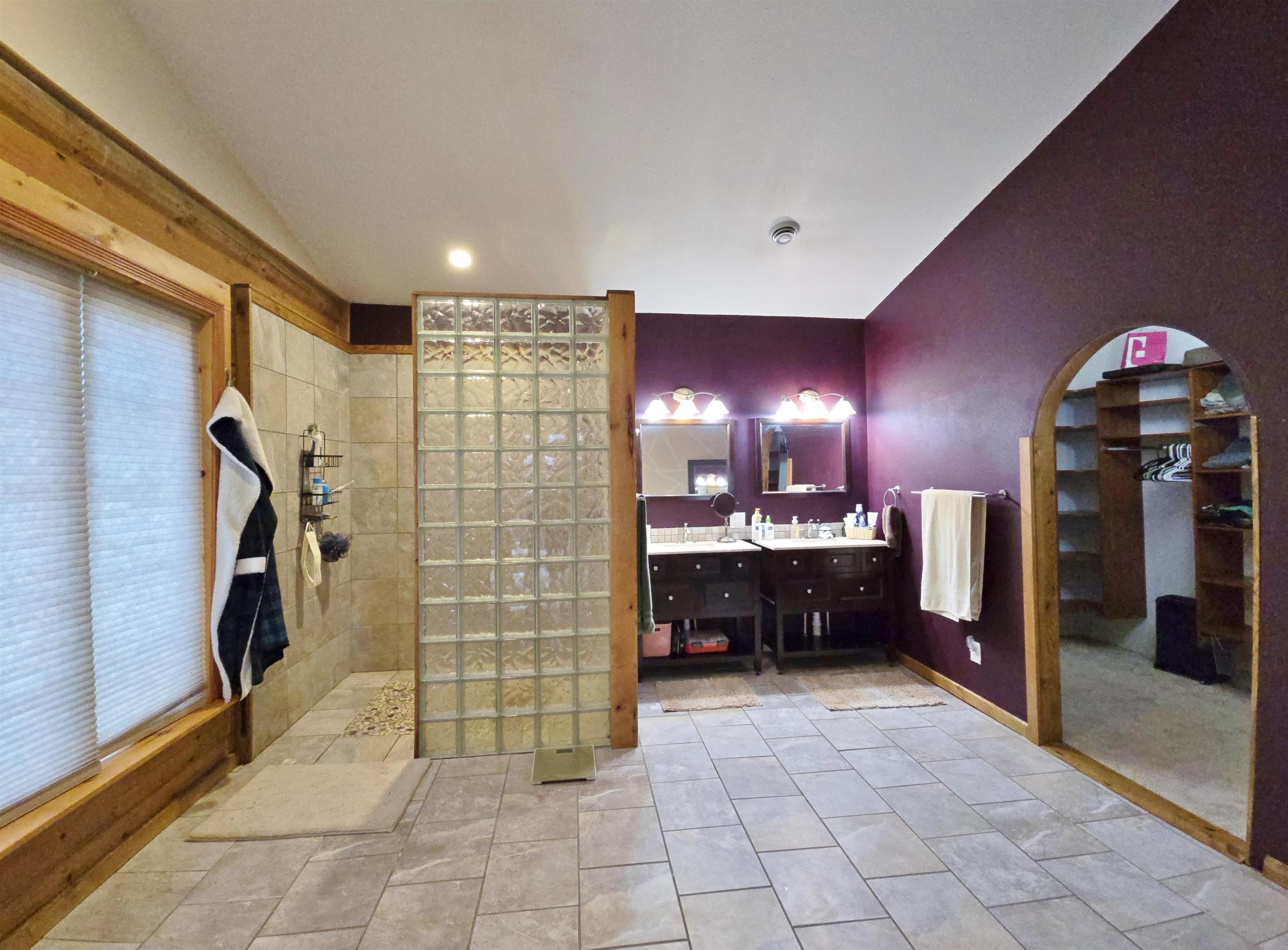 5404 Yetter Road Property Photo 9