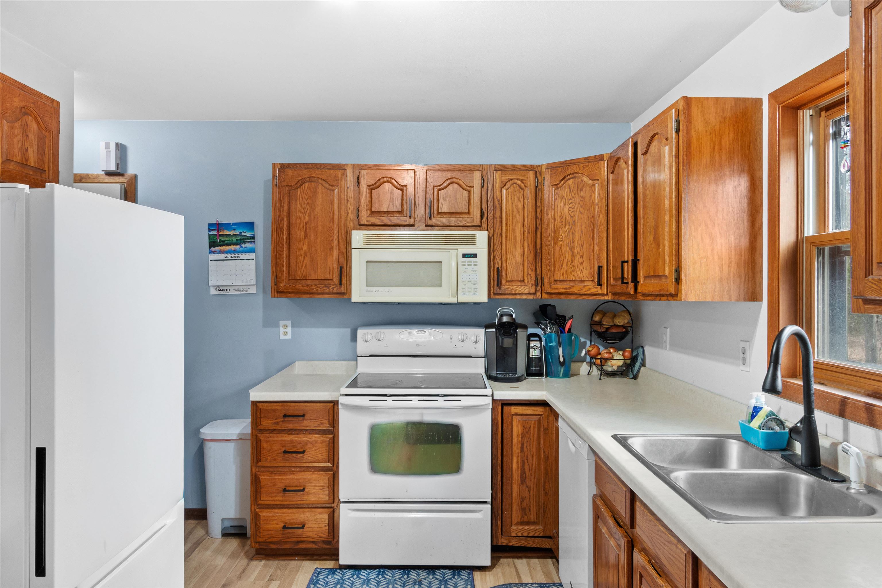 720-722 Edwards Drive Property Photo 3