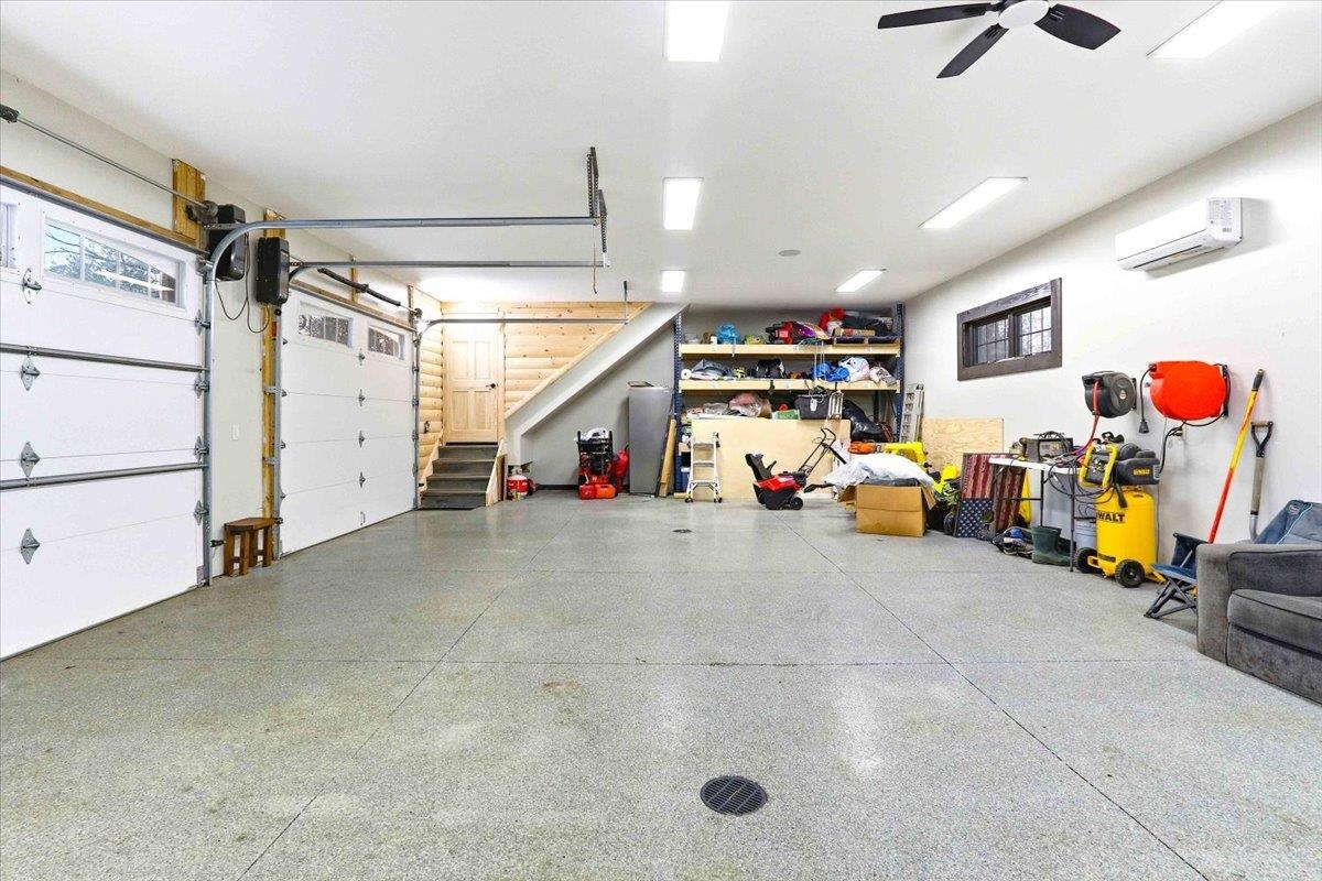 945 N Walden Way Property Photo 41