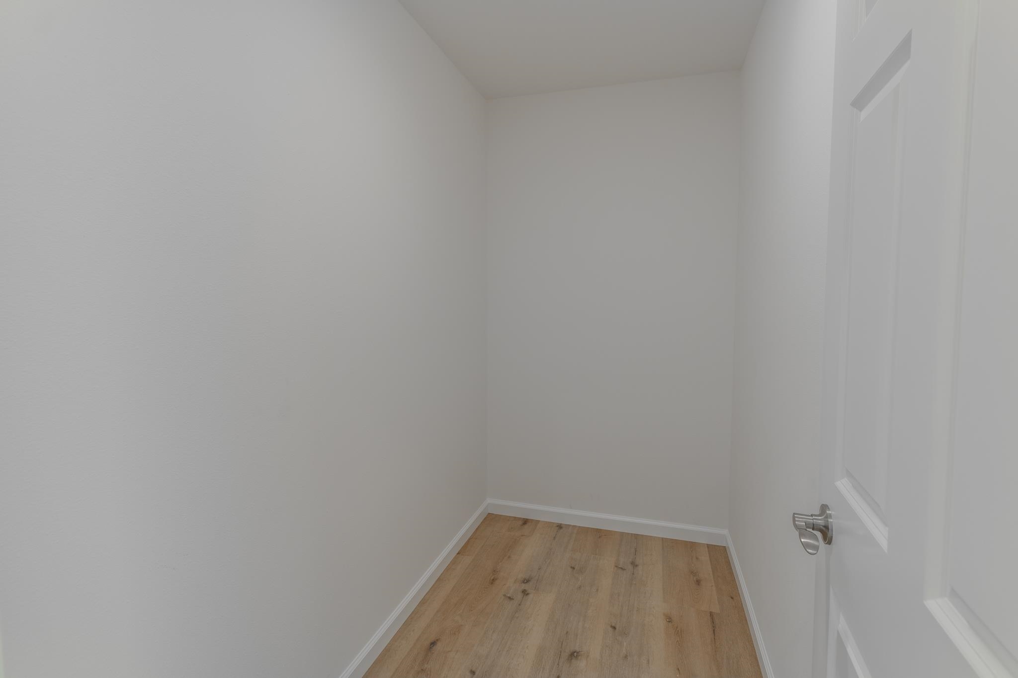 5492 Golla Road Property Photo 13