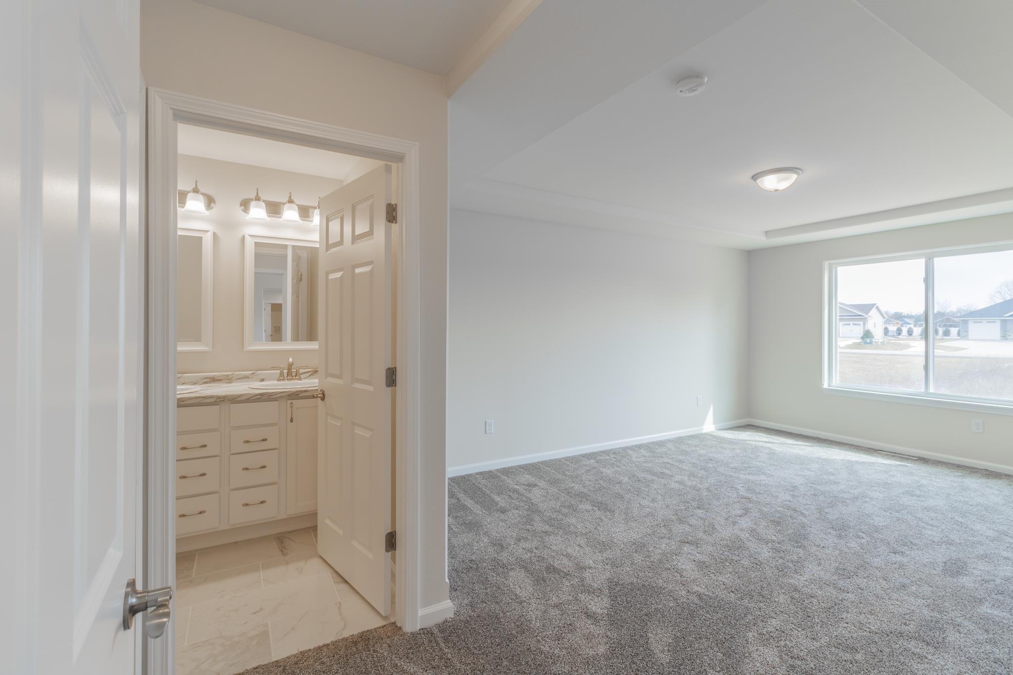 5492 Golla Road Property Photo 14