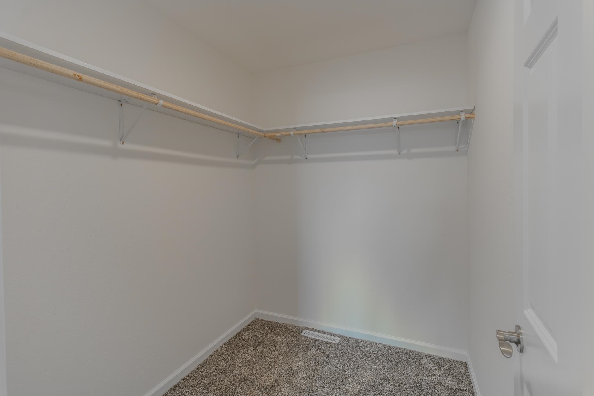 5492 Golla Road Property Photo 17