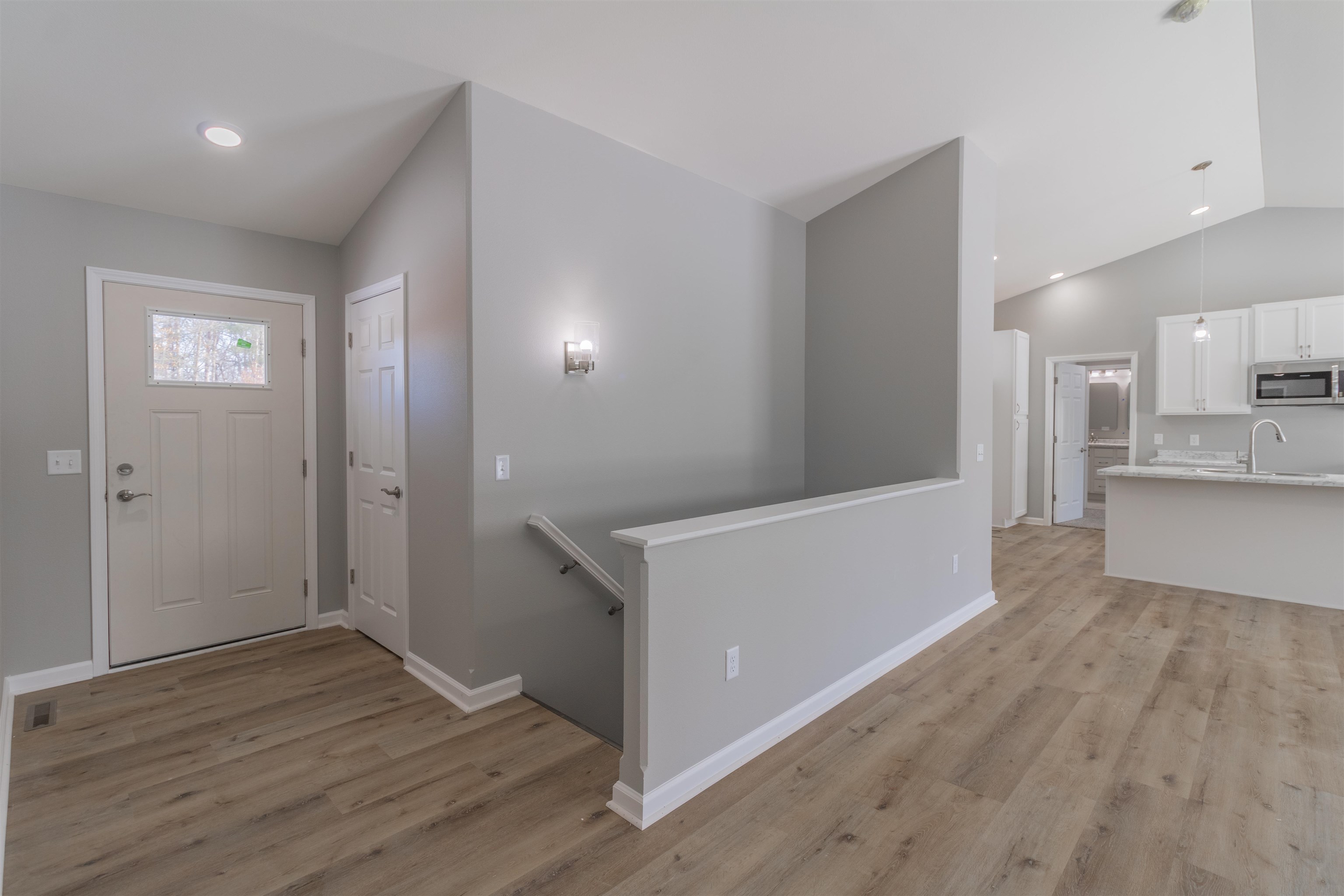 5500 Forest Creek Road Property Photo 4