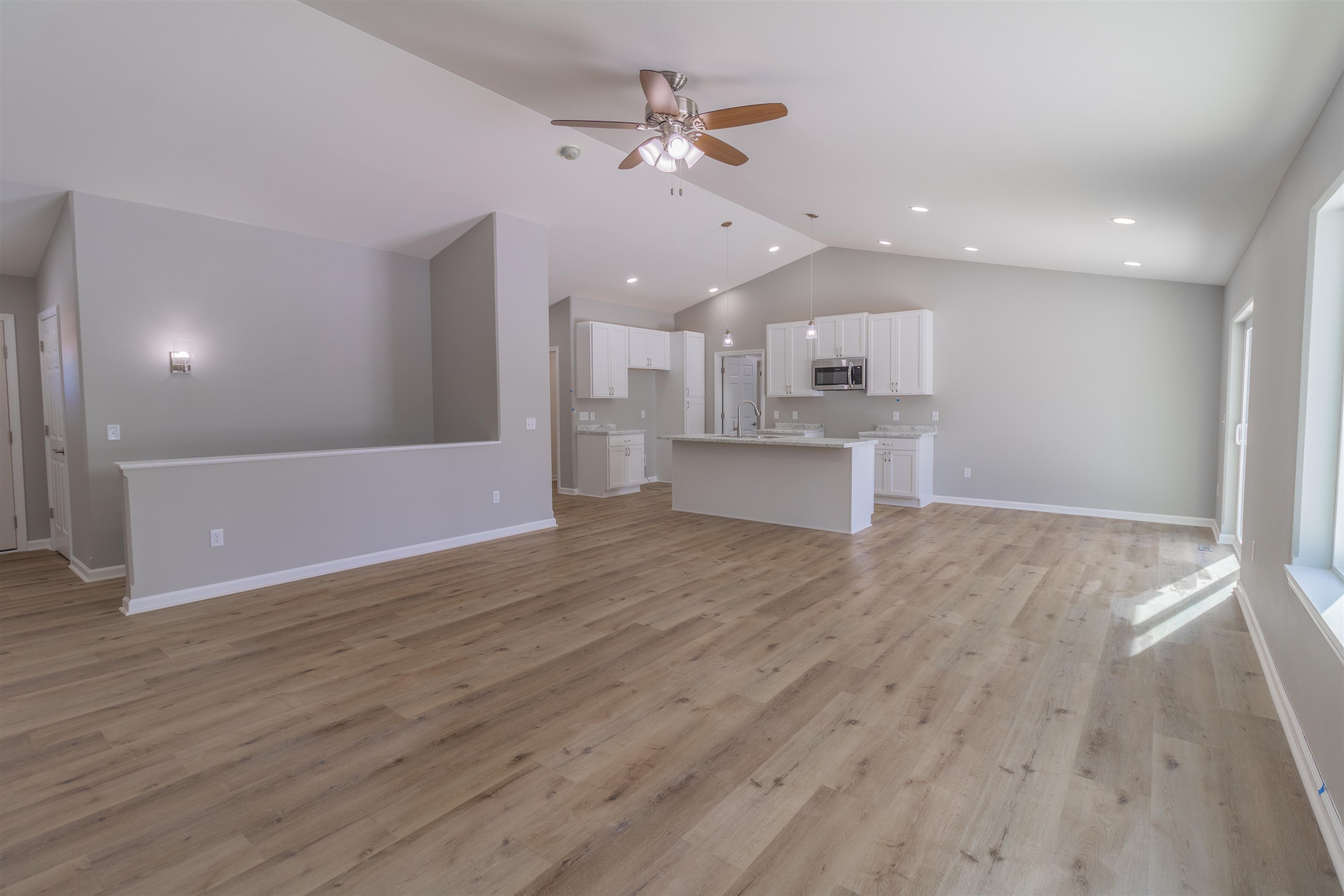 5500 Forest Creek Road Property Photo 6