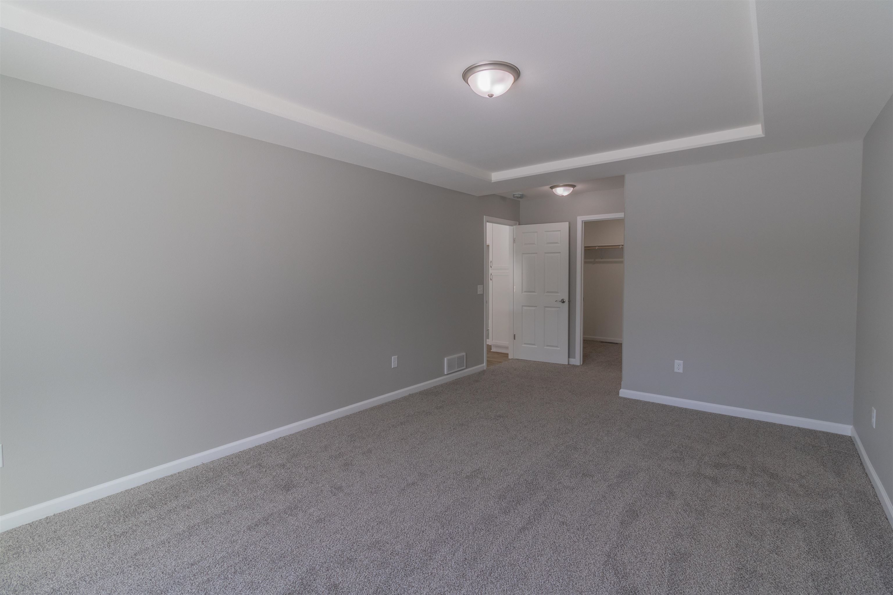 5500 Forest Creek Road Property Photo 12