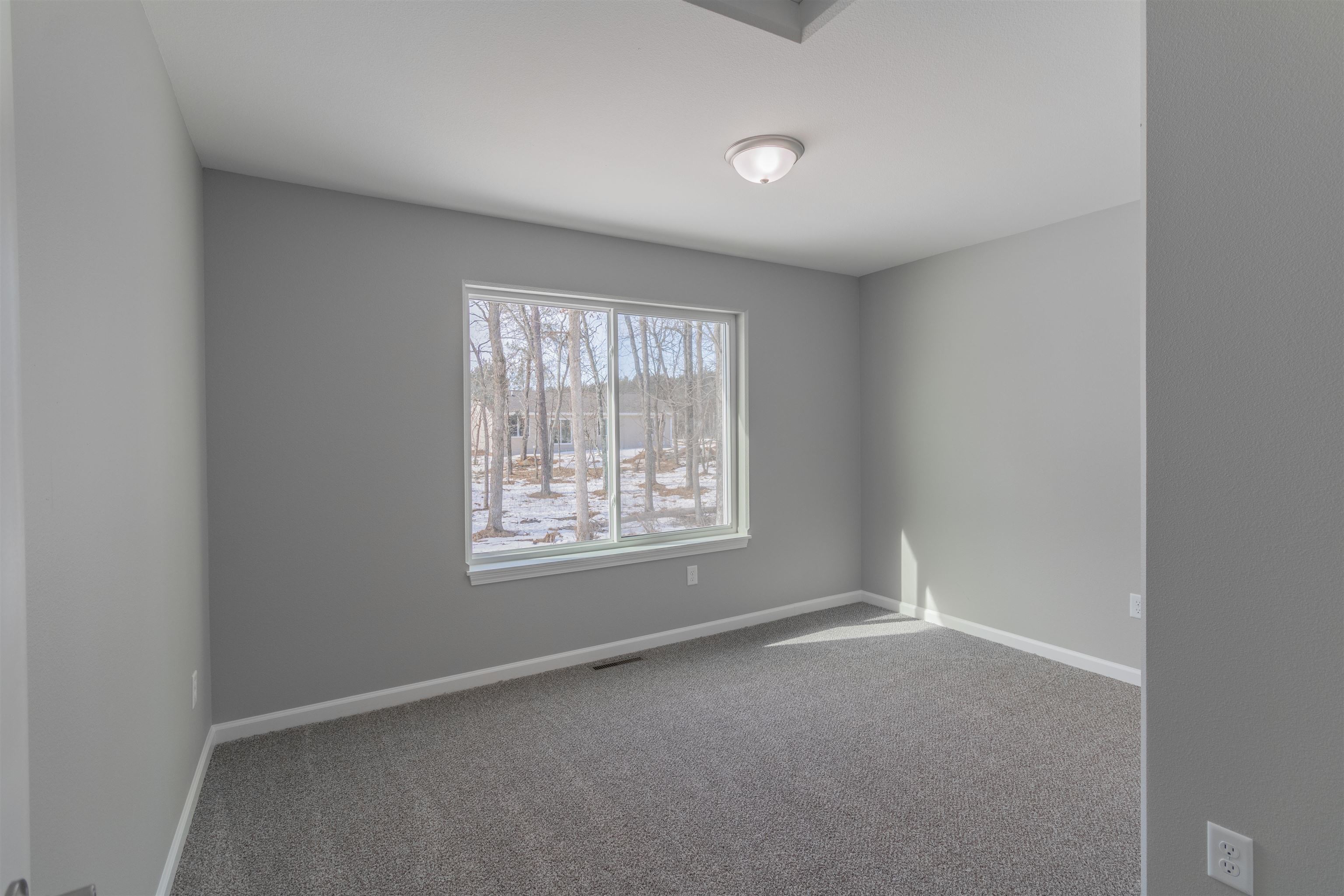 5500 Forest Creek Road Property Photo 19