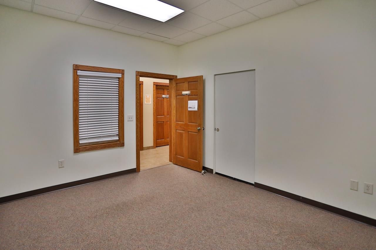 219 Ross Avenue Property Photo 11