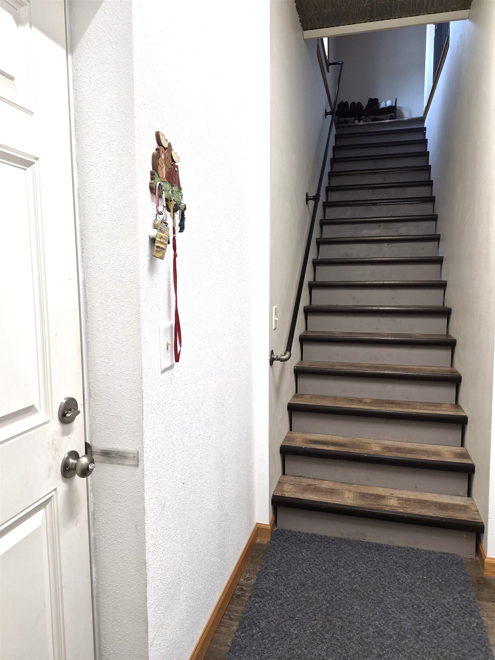 108 E Clark Street Property Photo 3