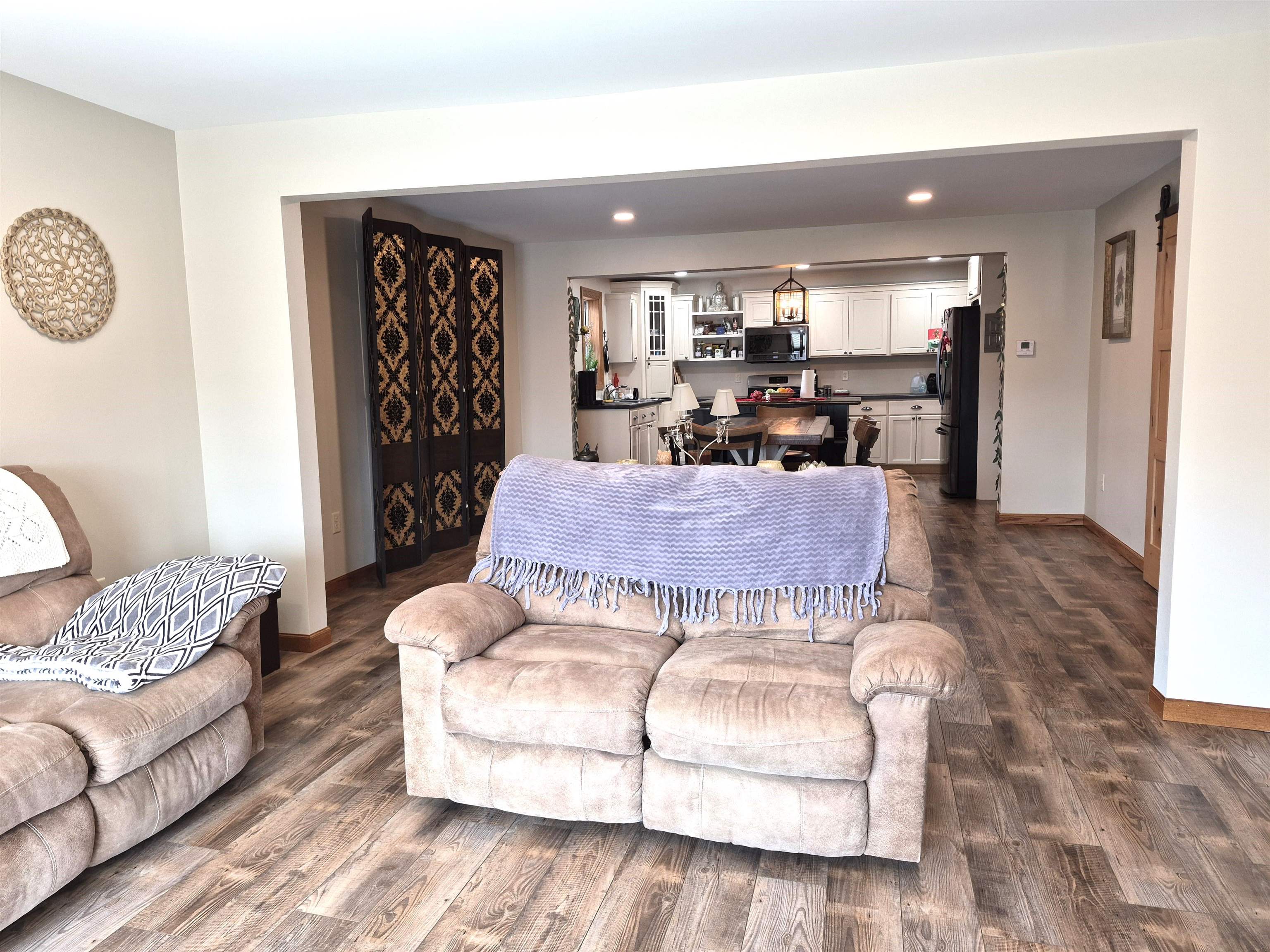 108 E Clark Street Property Photo 29