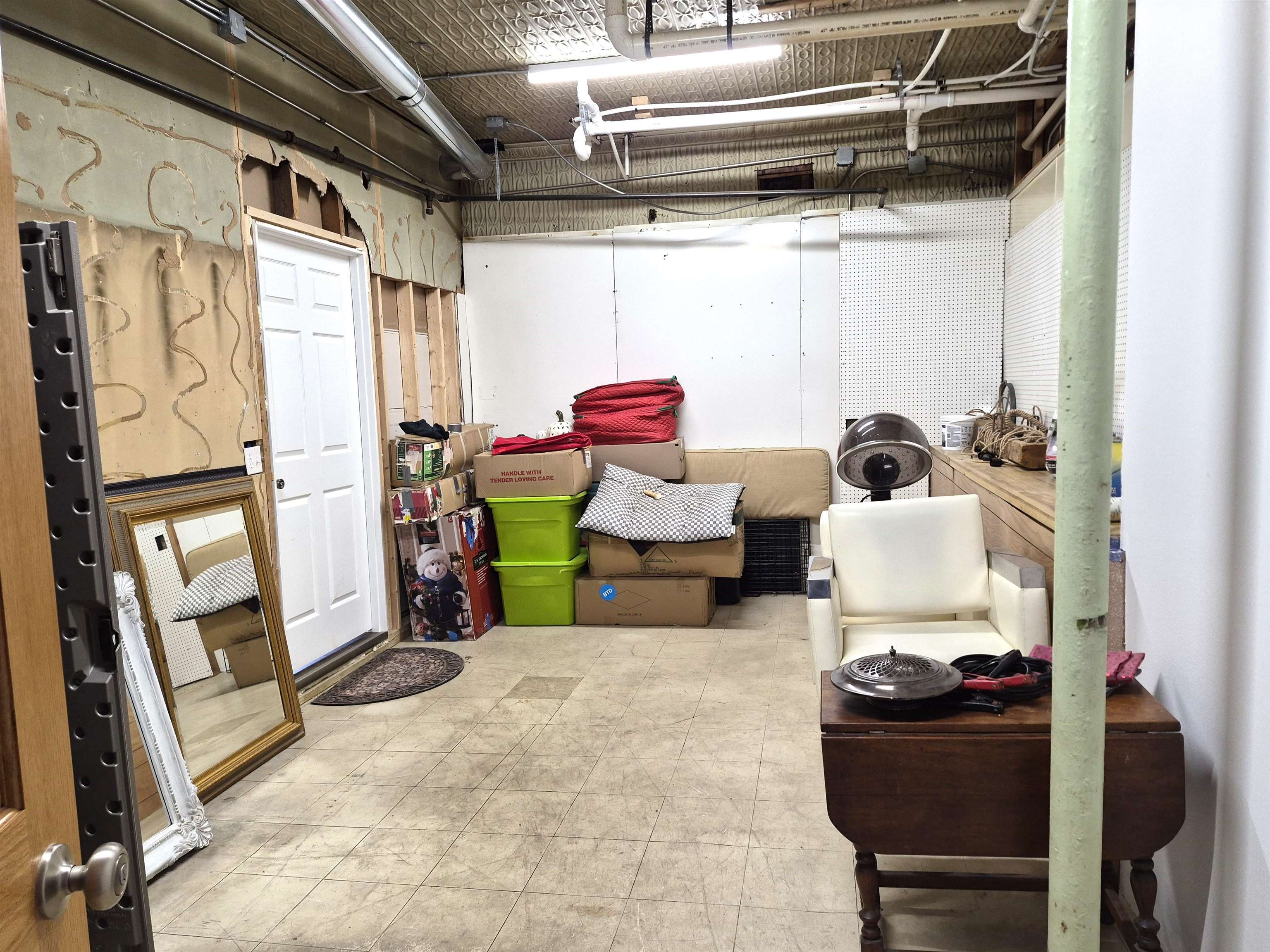 108 E Clark Street Property Photo 40