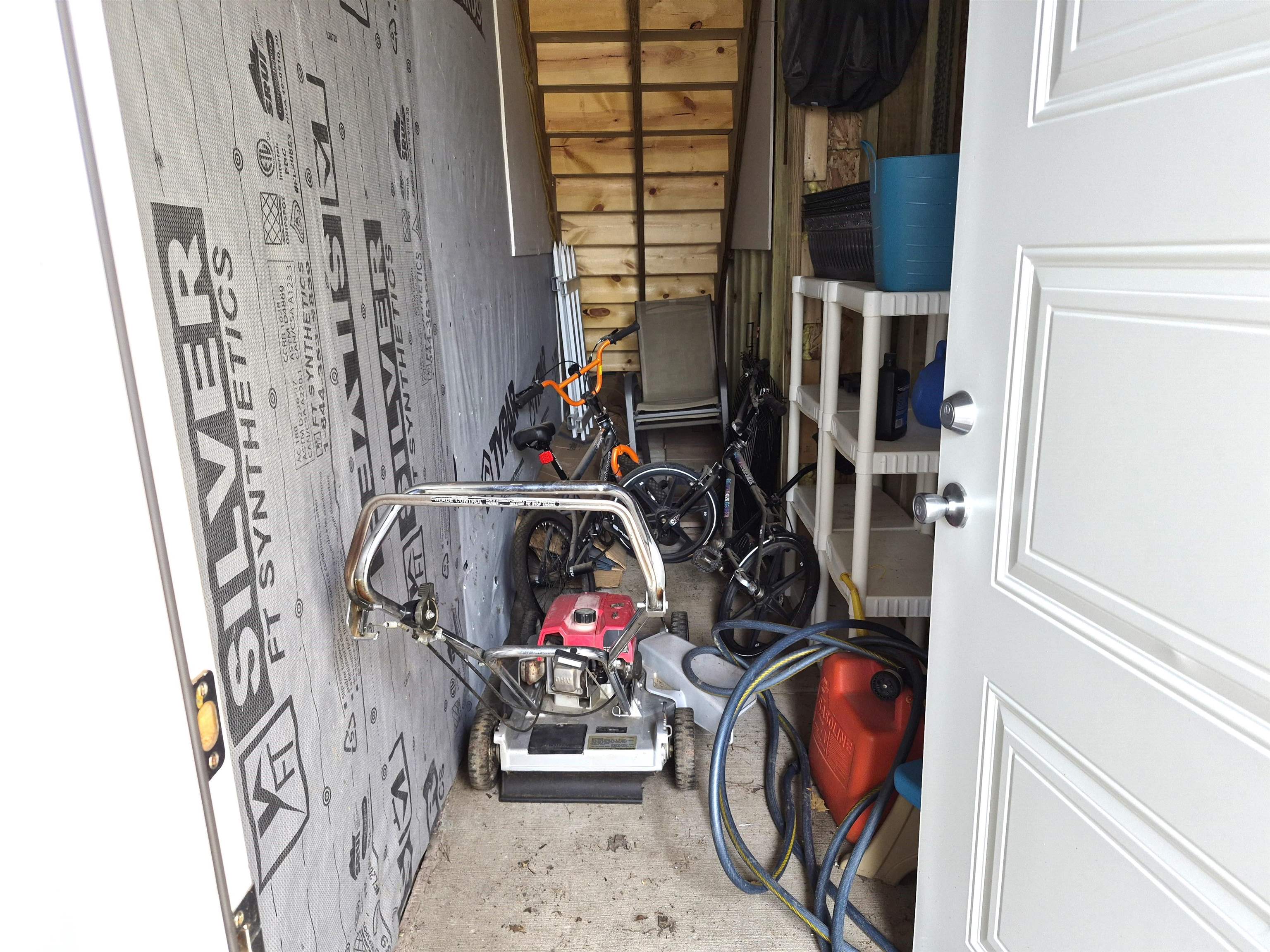 108 E Clark Street Property Photo 41