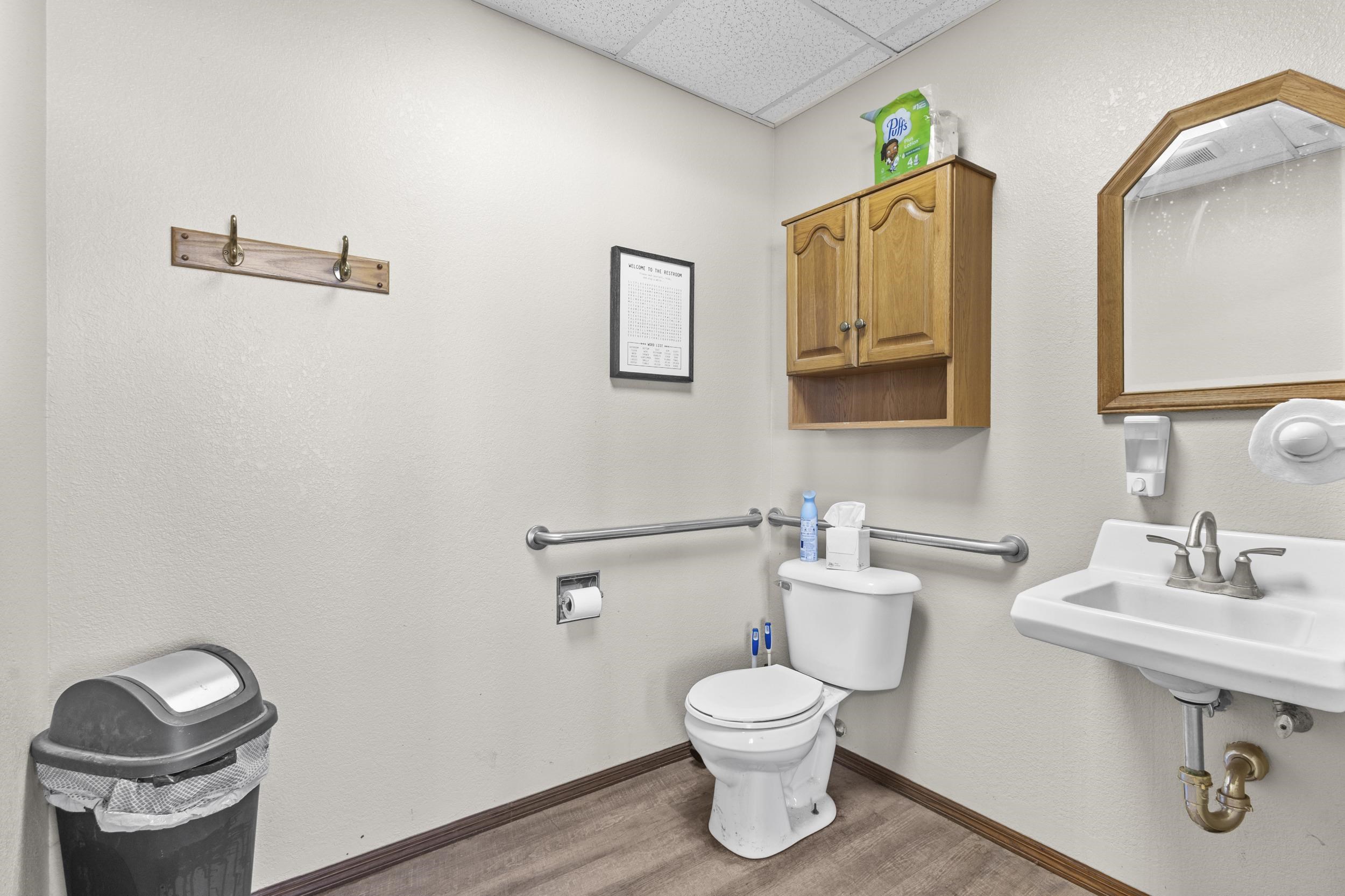 4909 County Road K Property Photo 6