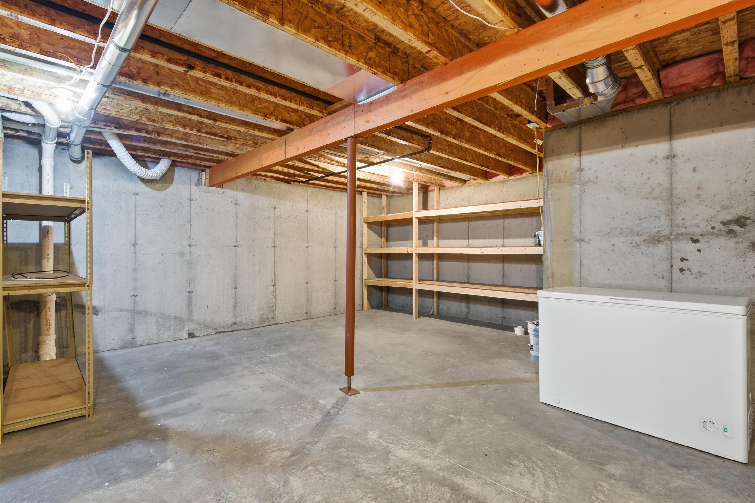 1709 N Hume Avenue Property Photo 36