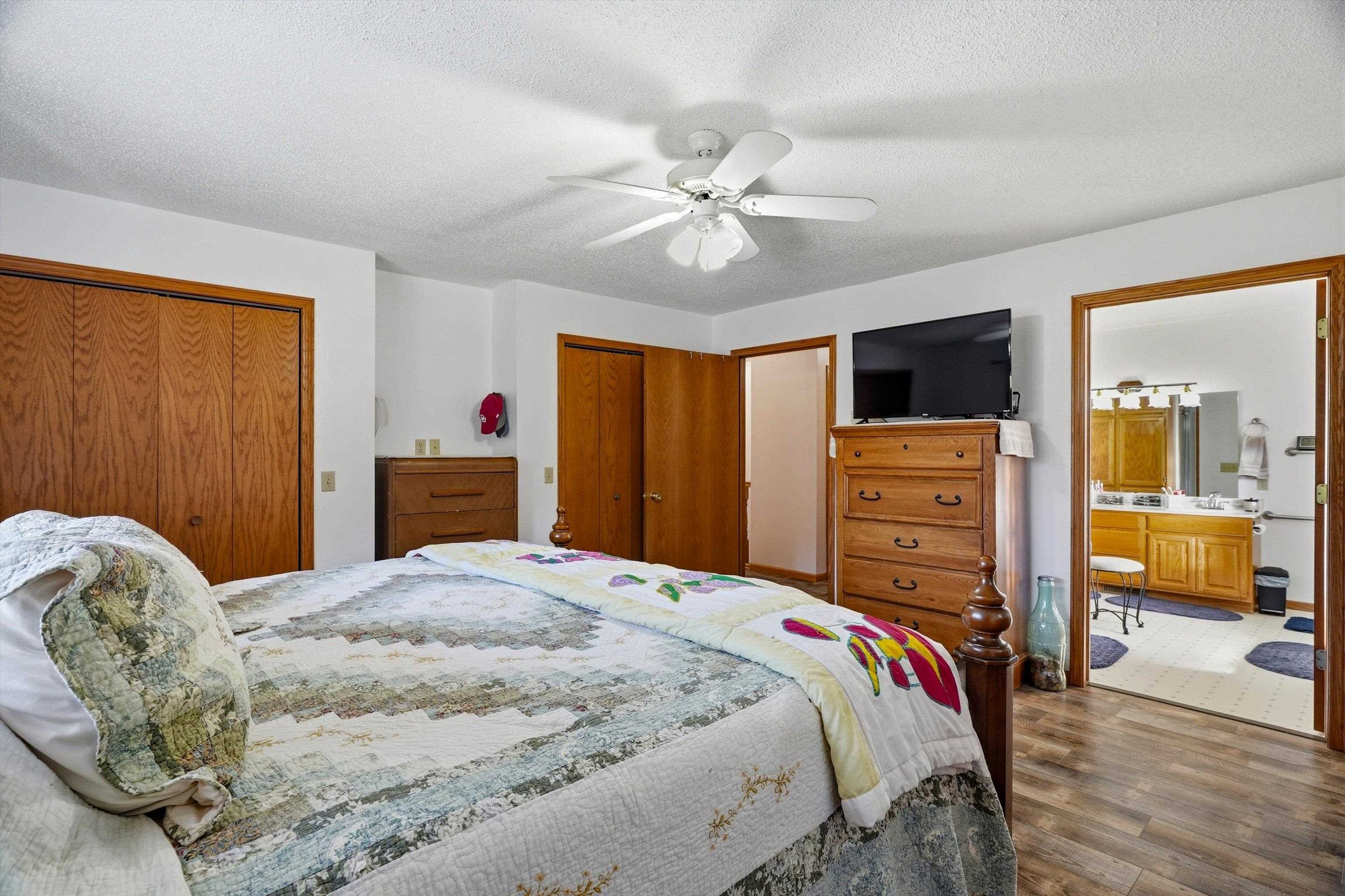 11712 Eisenhower Drive Property Photo 17