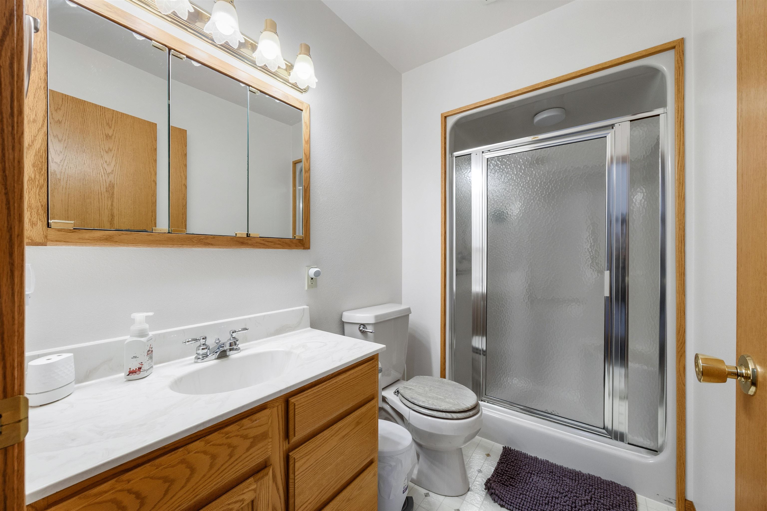 11712 Eisenhower Drive Property Photo 21
